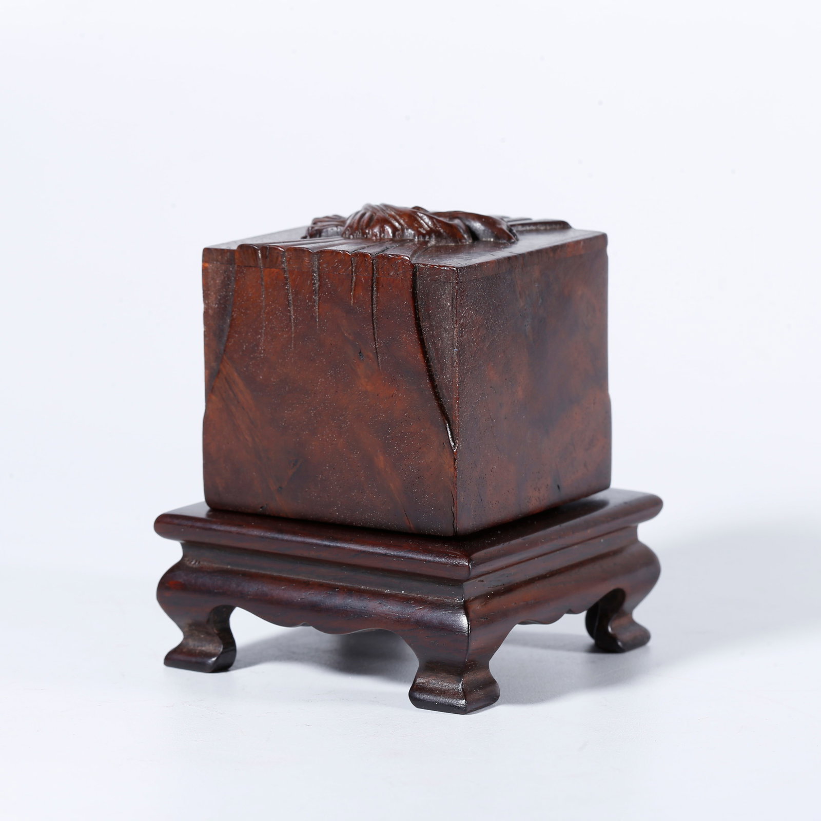 A RED SANDALWOOD CARVED SEAL BOX (1 of 9)