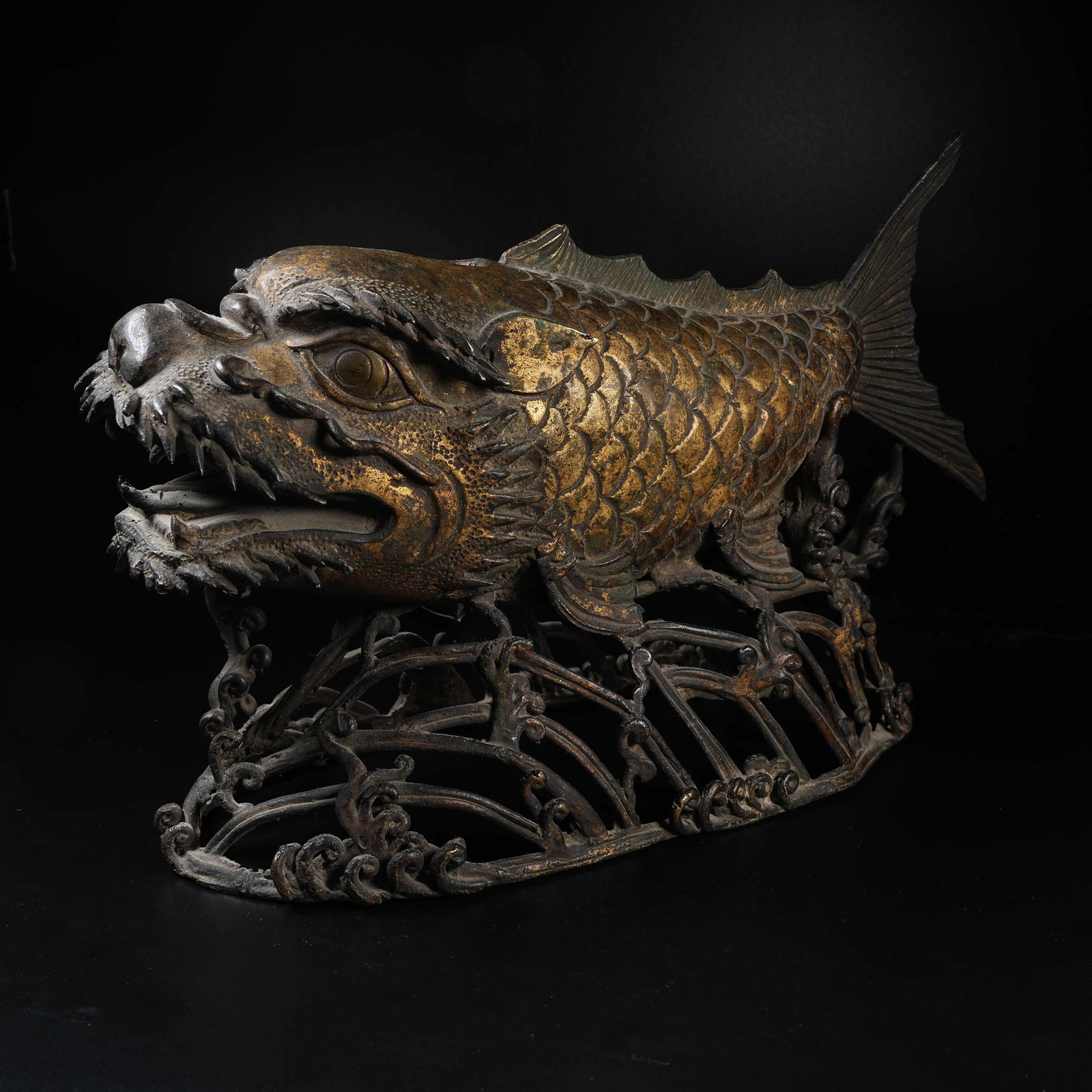 A BRONZE DRAGON AND FISH INCENSE BURNER (1 of 8)