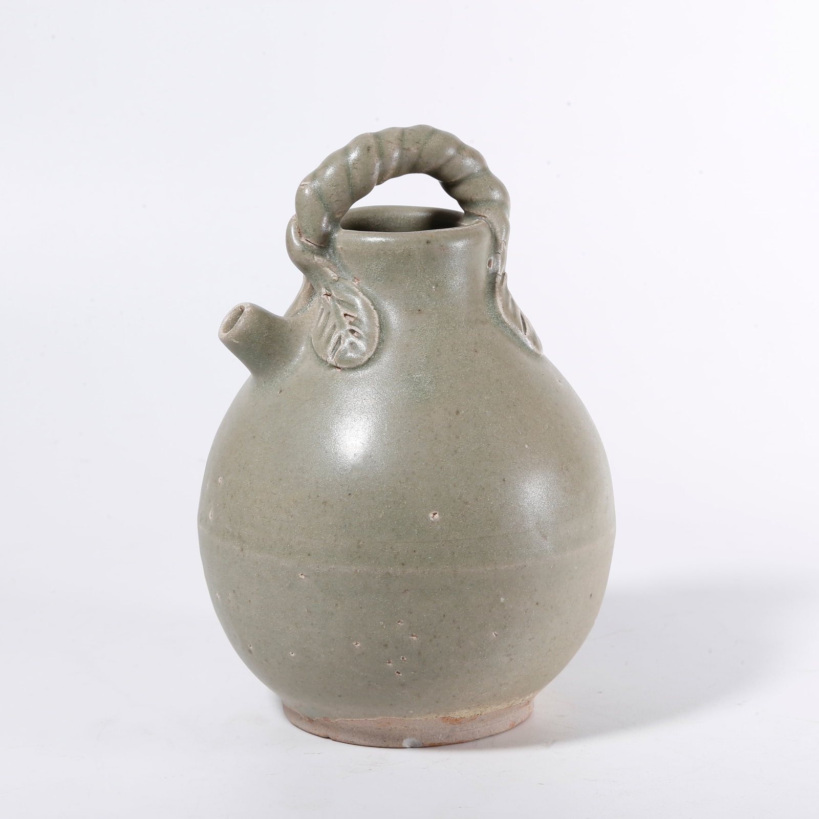 A ANCIENT KILN POT (1 of 9)