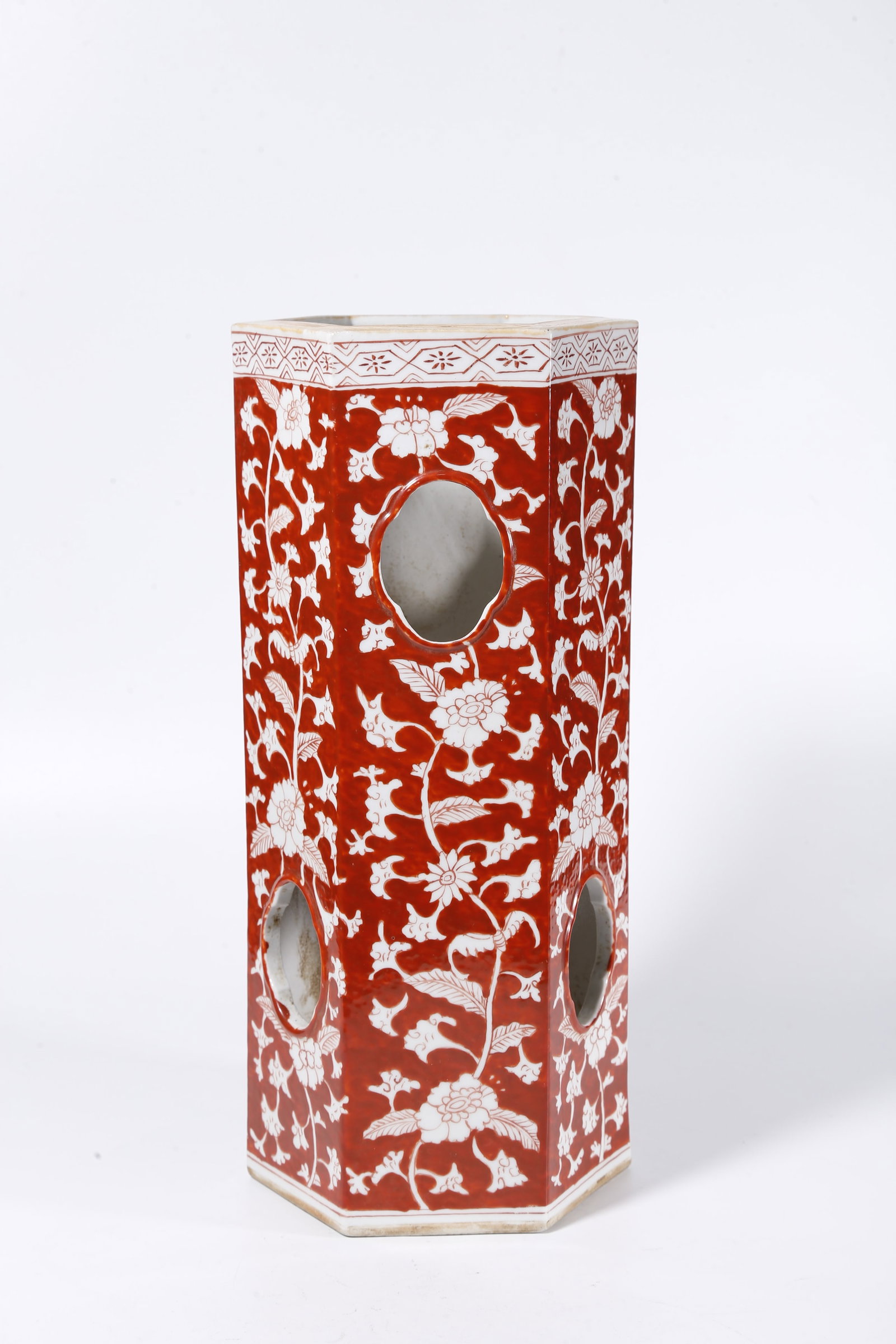 A IRON-RED RESERVE HAT STAND (1 of 10)