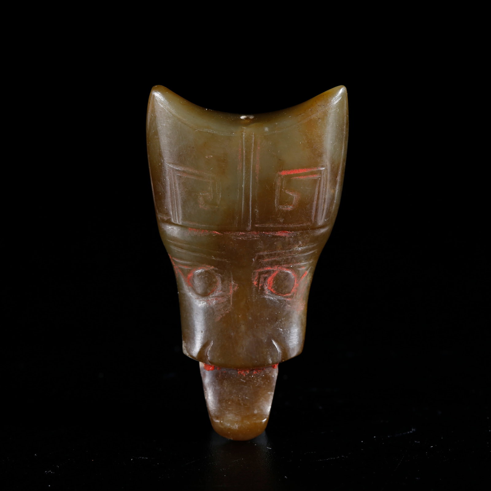 A ANCIENT JADE PENDANT CARVED WITH BEAST FACE PATTERN (1 of 8)