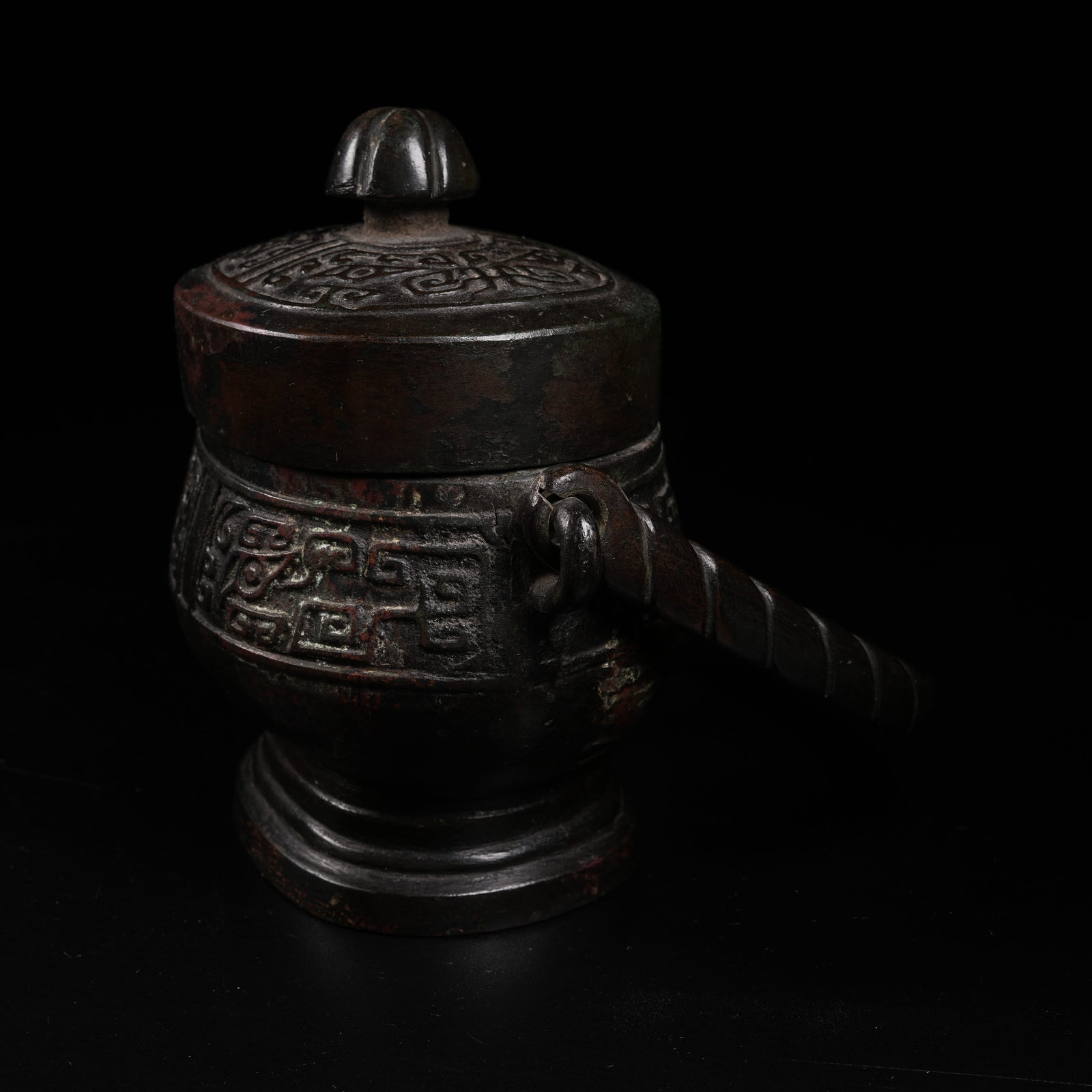 A COPPER LOOP-HANDLED YOU VESSEL WITH BEAST MASK PATTERN - 3