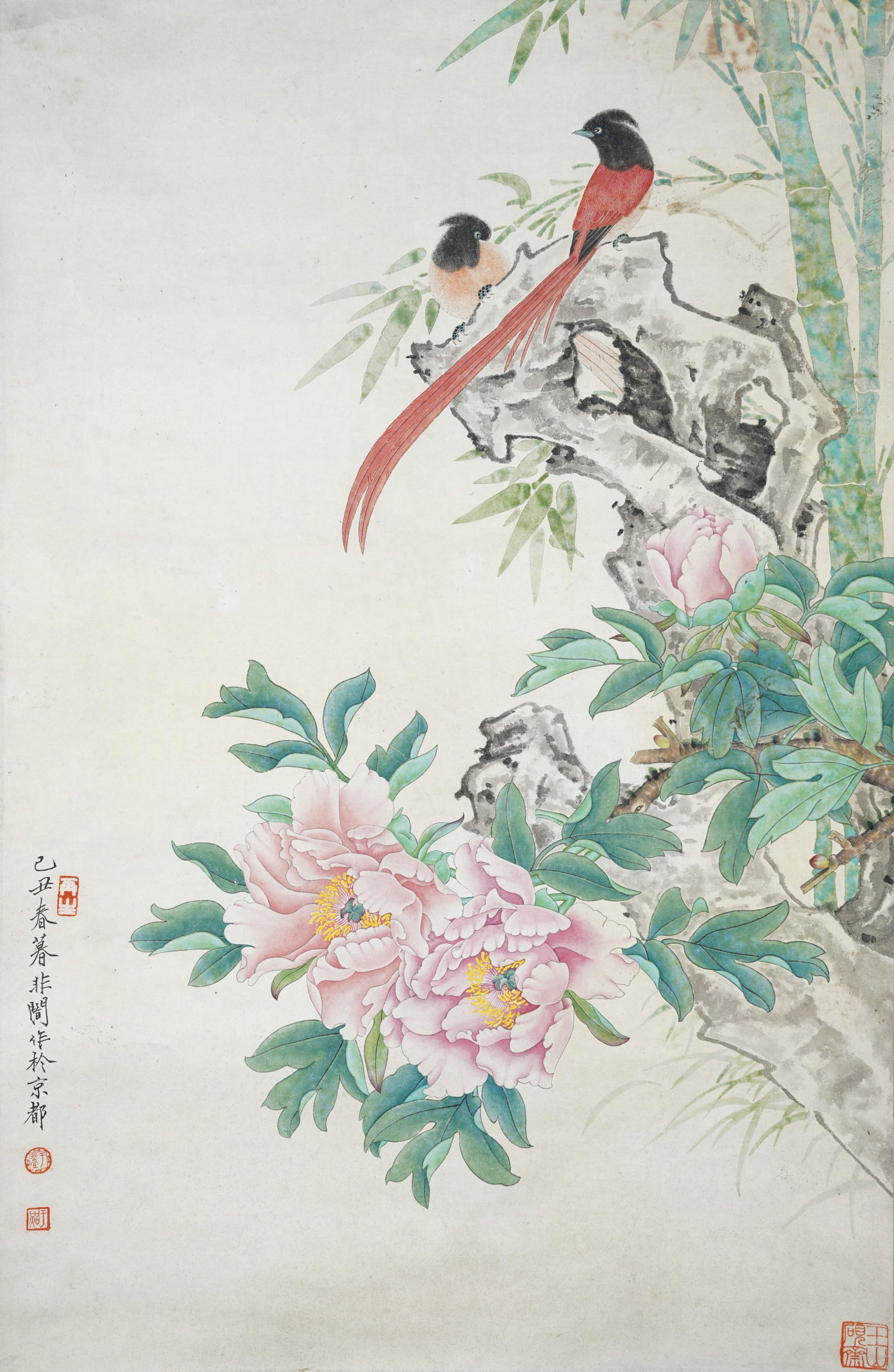 A FLOWER-AND-BIRD PAINTING ON PAPER BY YU FEIAN.於非闇 (1 of 8)