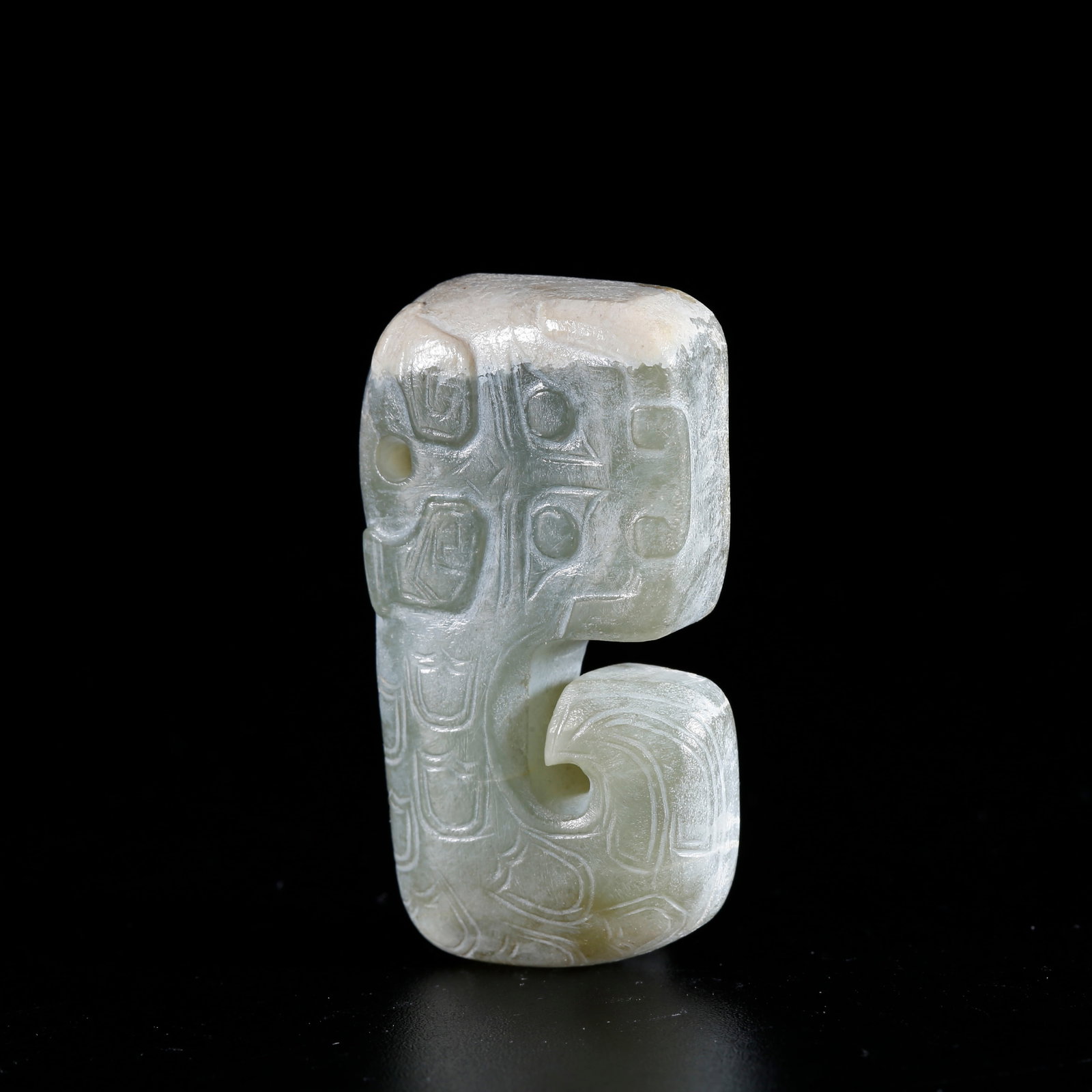 A ANCIENT JADE PENDANT ORNAMENT: Ancient Jade Pendant Ornament