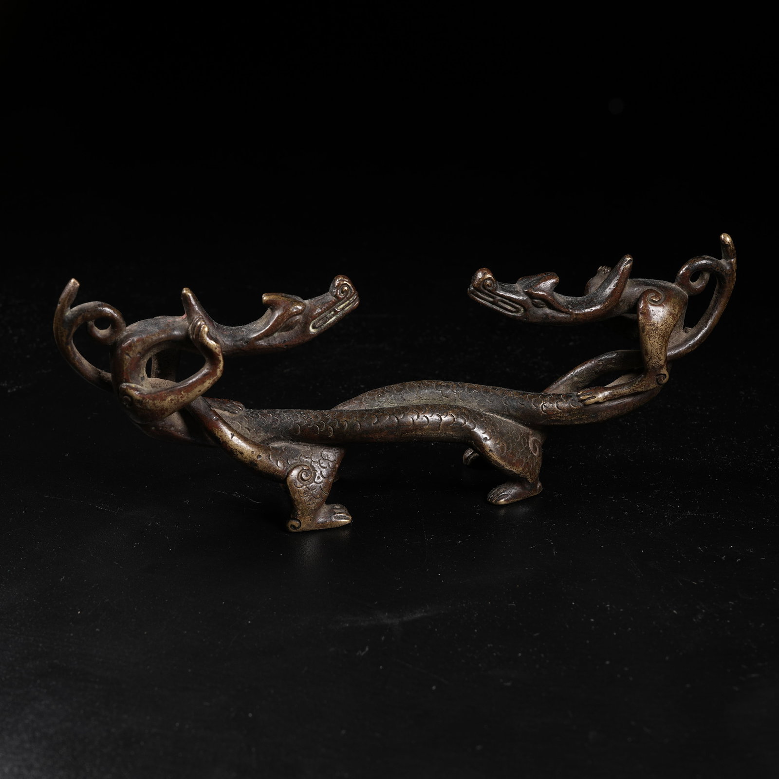 A COPPER BRUSH REST WITH DRAGON PATTERN (1 of 8)