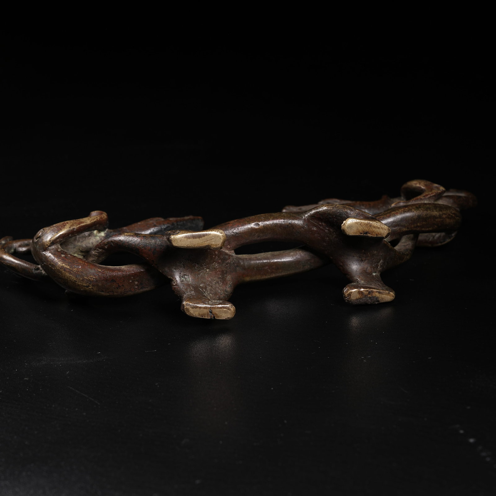 A COPPER BRUSH REST WITH DRAGON PATTERN - 8