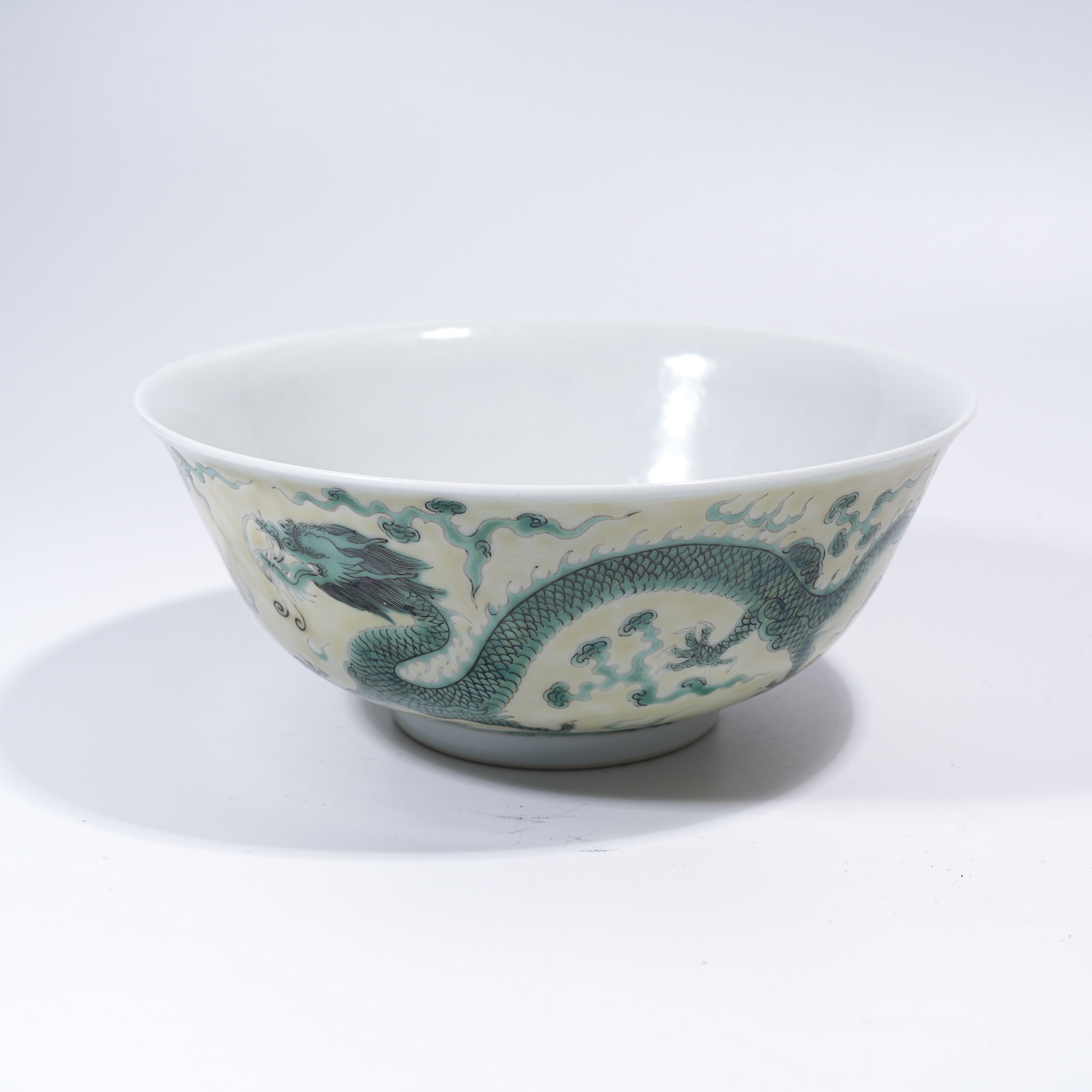 A YELLOW GROUND GREEN COLORED BOWL WITH DRAGON CHASING PEARL PATTERN (1 of 9)