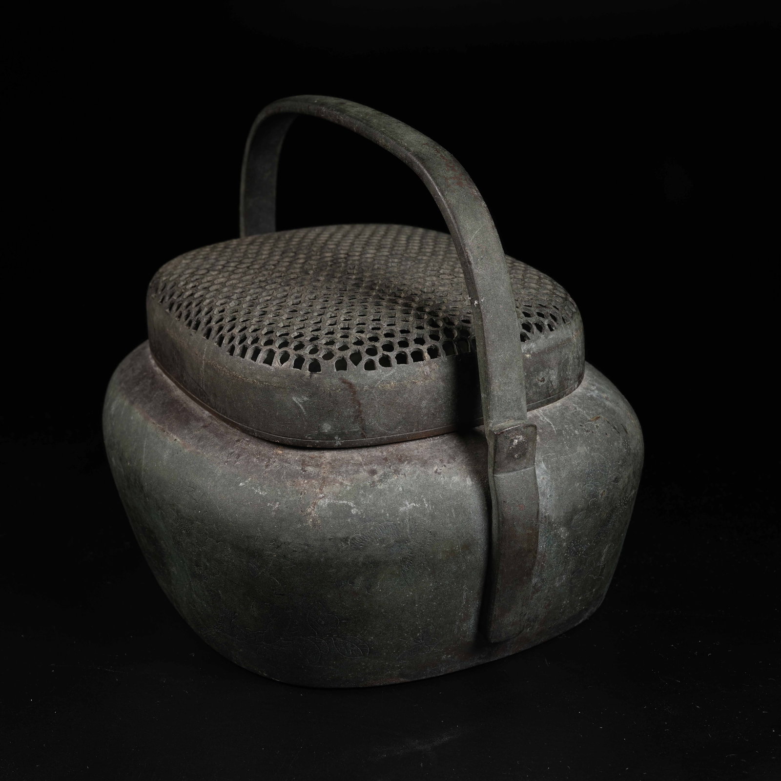 A COPPER HAND WARMER - 3