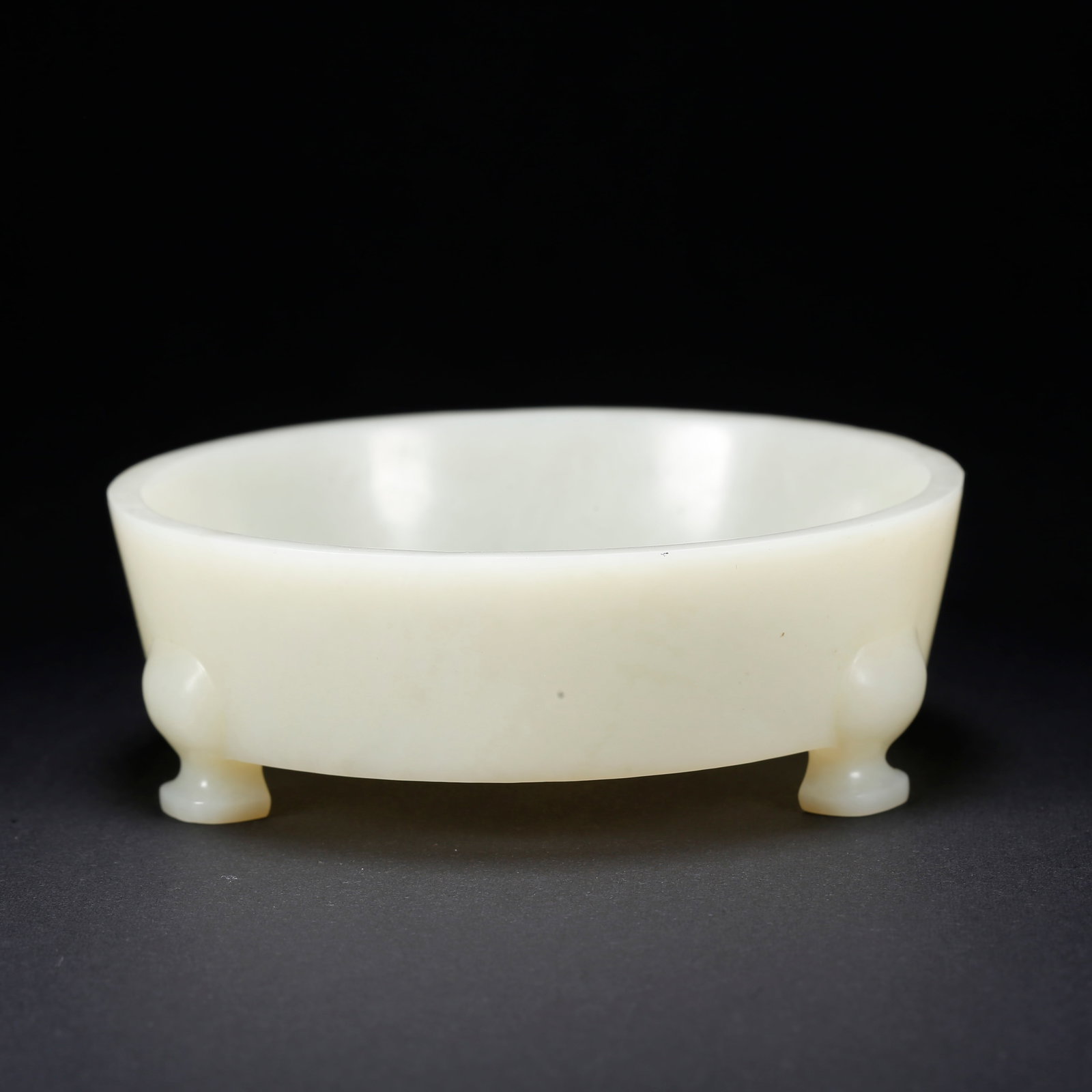 A HETIAN JADE THREE-LEGGED INCENSE BURNER (1 of 9)