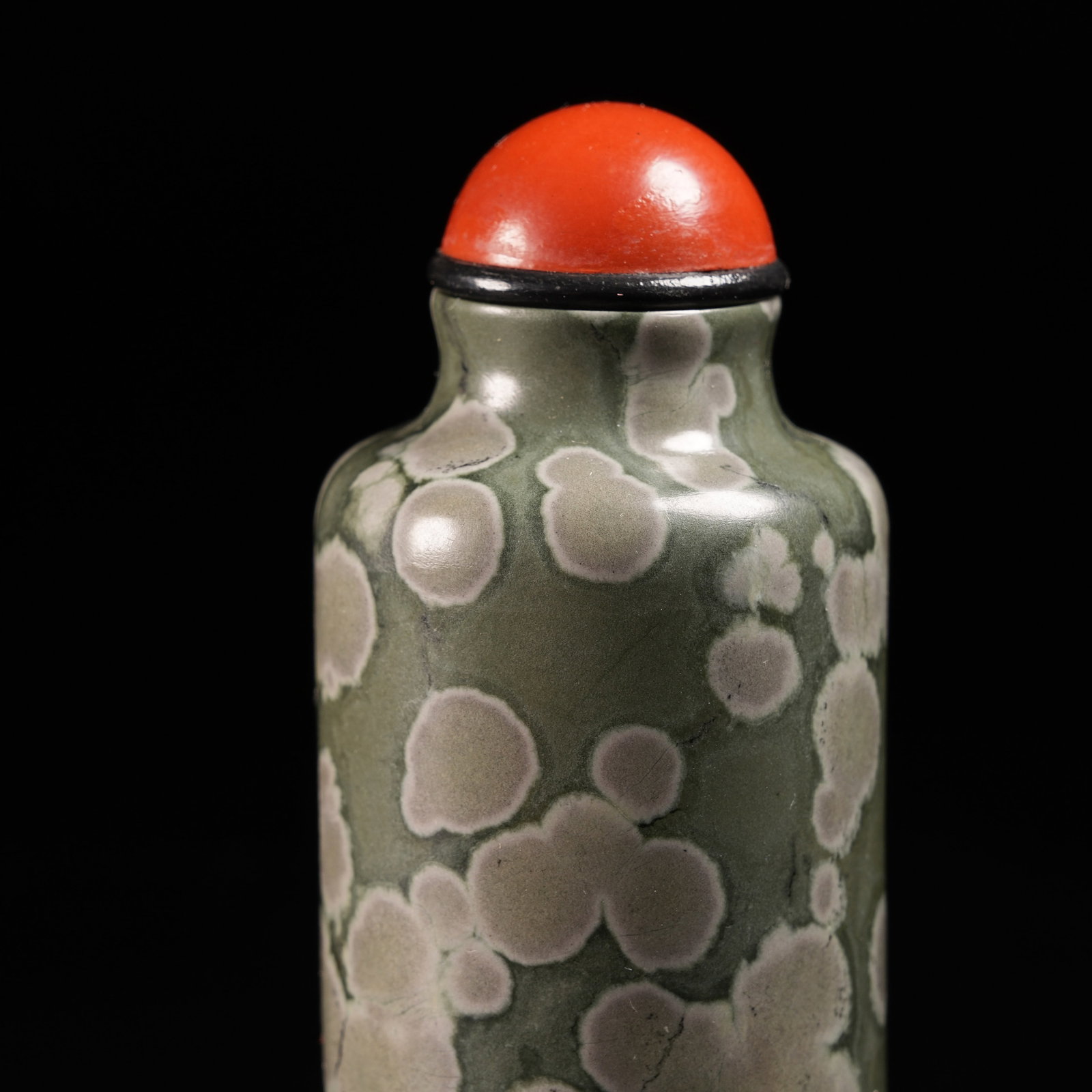 A "PATCH STONE" SNUFF BOTTLE - 7