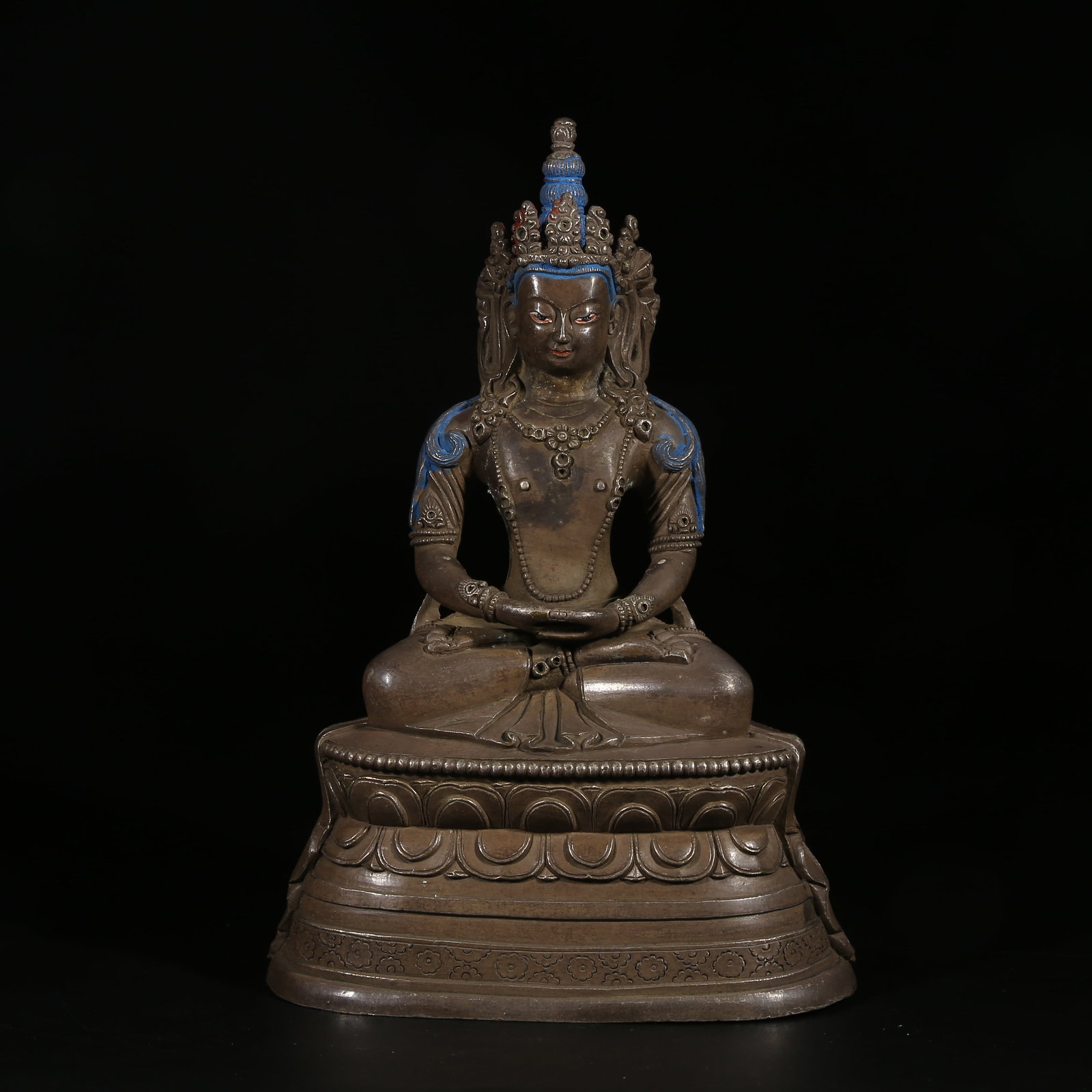 A ALLOY-BRONZE STATUE OF AMITAYUS BUDDHA: Alloy-Bronze Statue of Amitayus Buddha