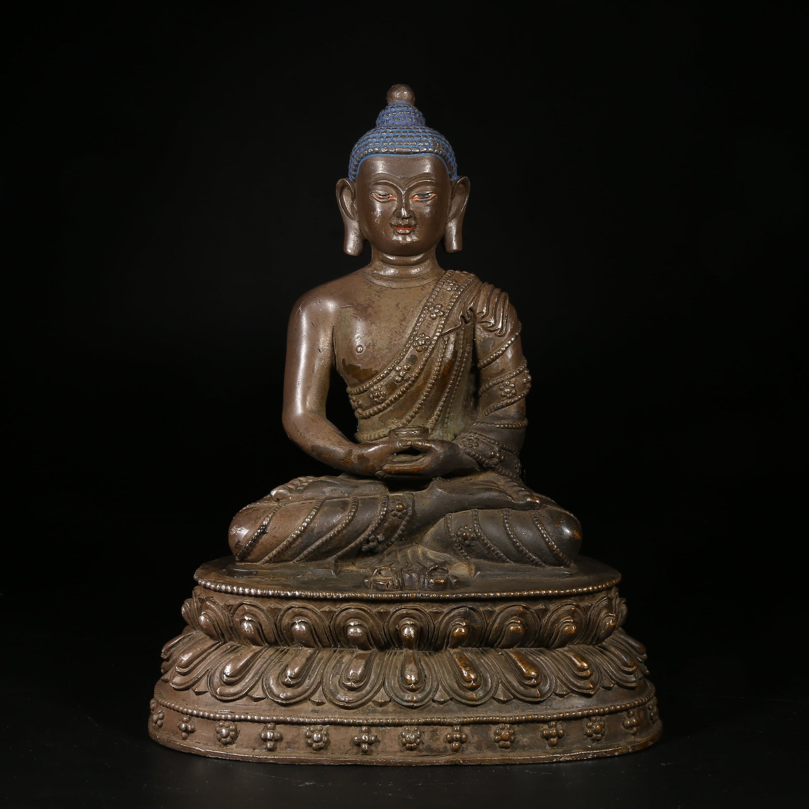 A ALLOY-BRONZE STATUE OF SHAKYAMUNI BUDDHA: Alloy-Bronze Statue of Shakyamuni Buddha