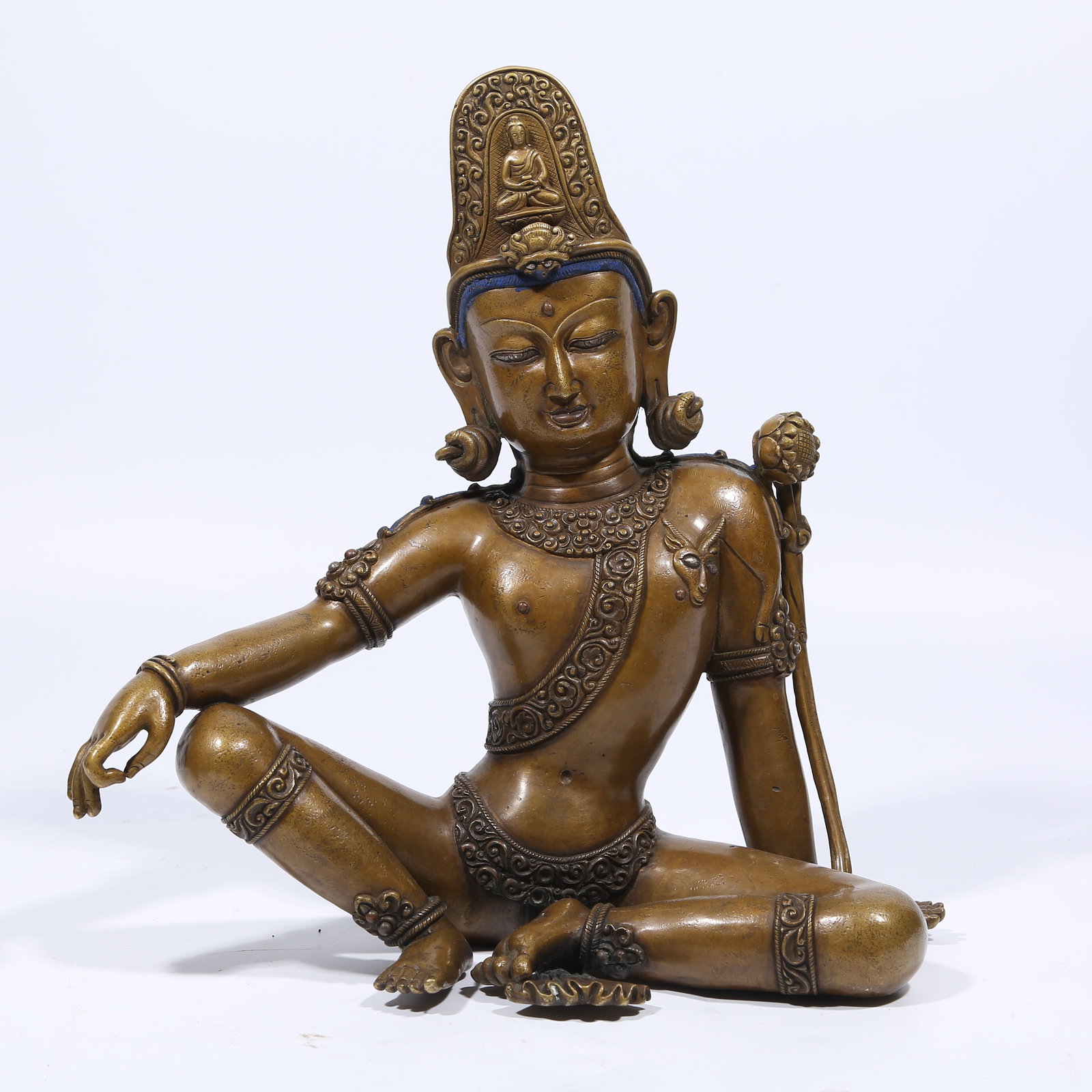 A BRONZE AVALOKITESHVARA STATUE (1 of 8)