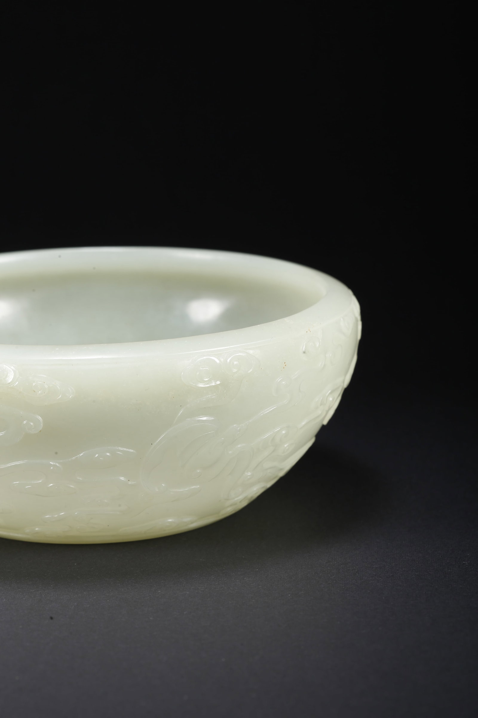 A HETIAN JADE WASHER WITH CLOUD AND FU PATTERN - 5