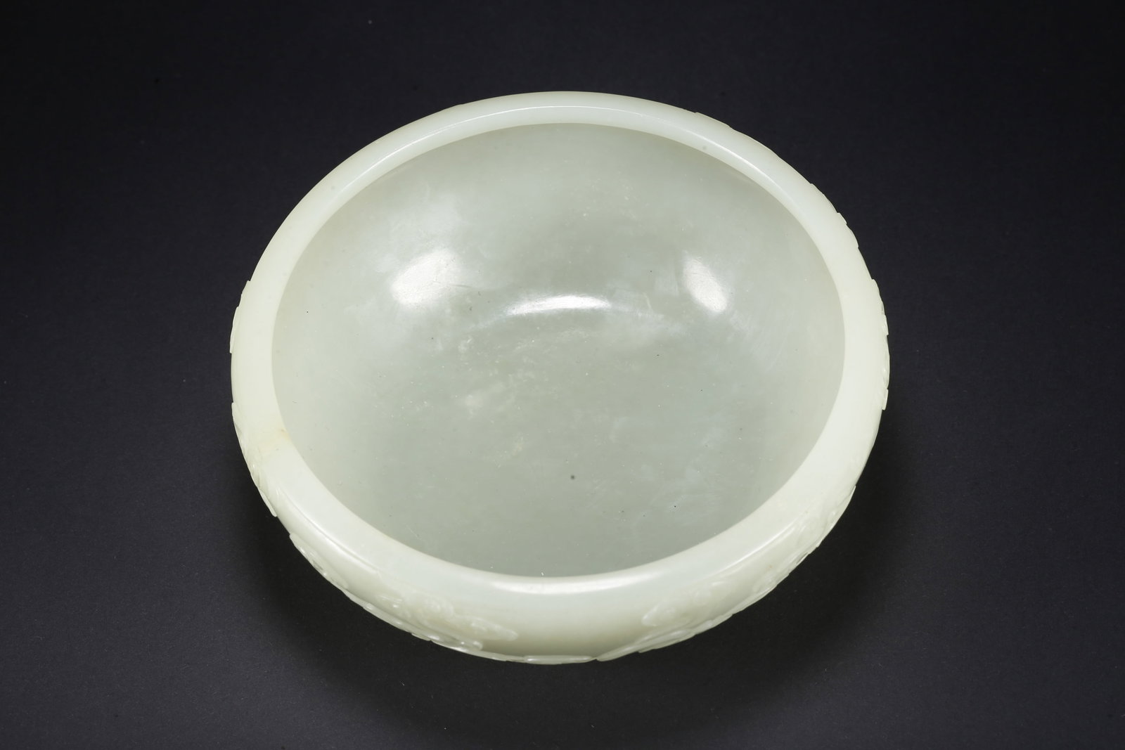 A HETIAN JADE WASHER WITH CLOUD AND FU PATTERN - 6