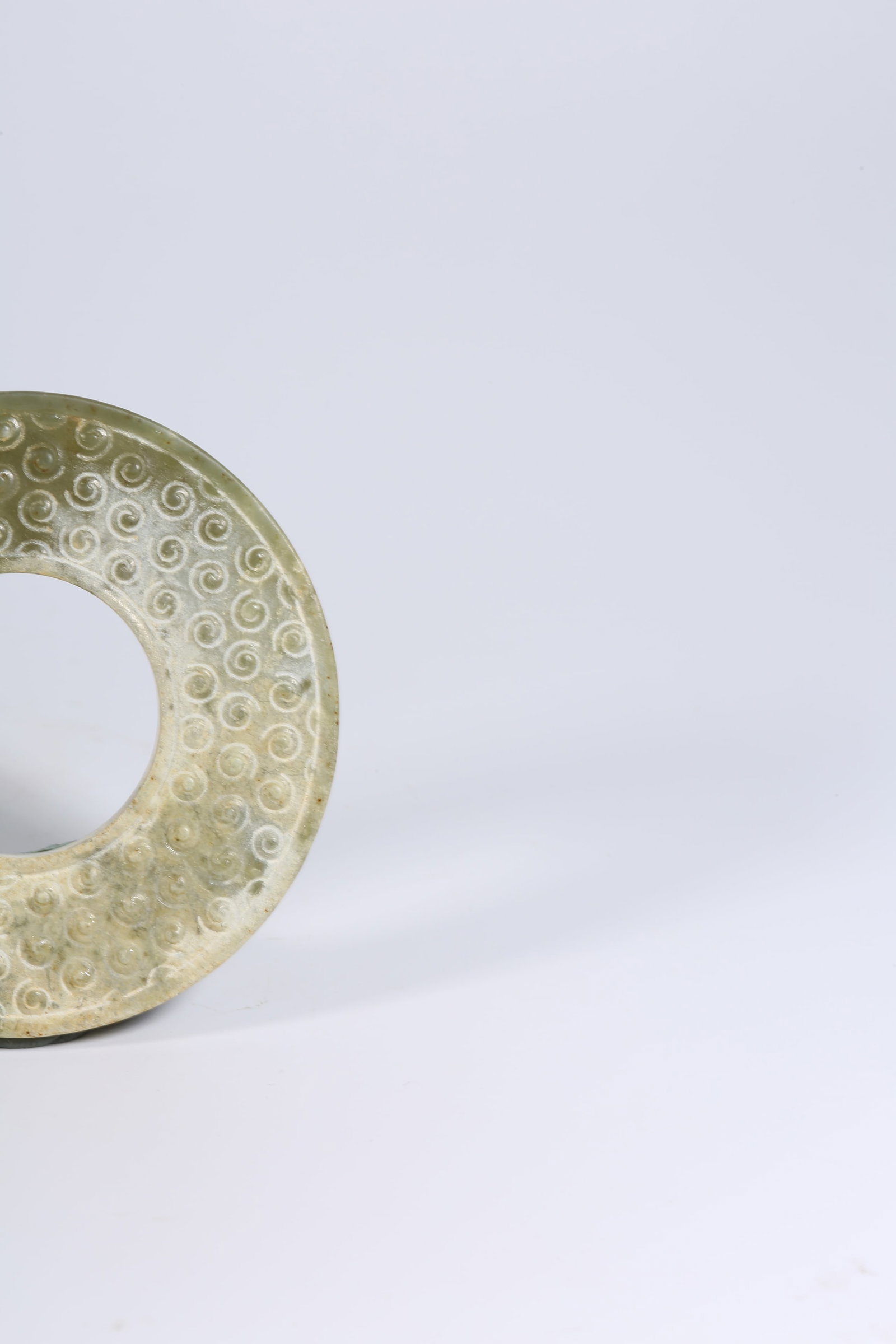 A ANCIENT JADE SMALL BI DISK WITH GRAIN PATTERN - 2