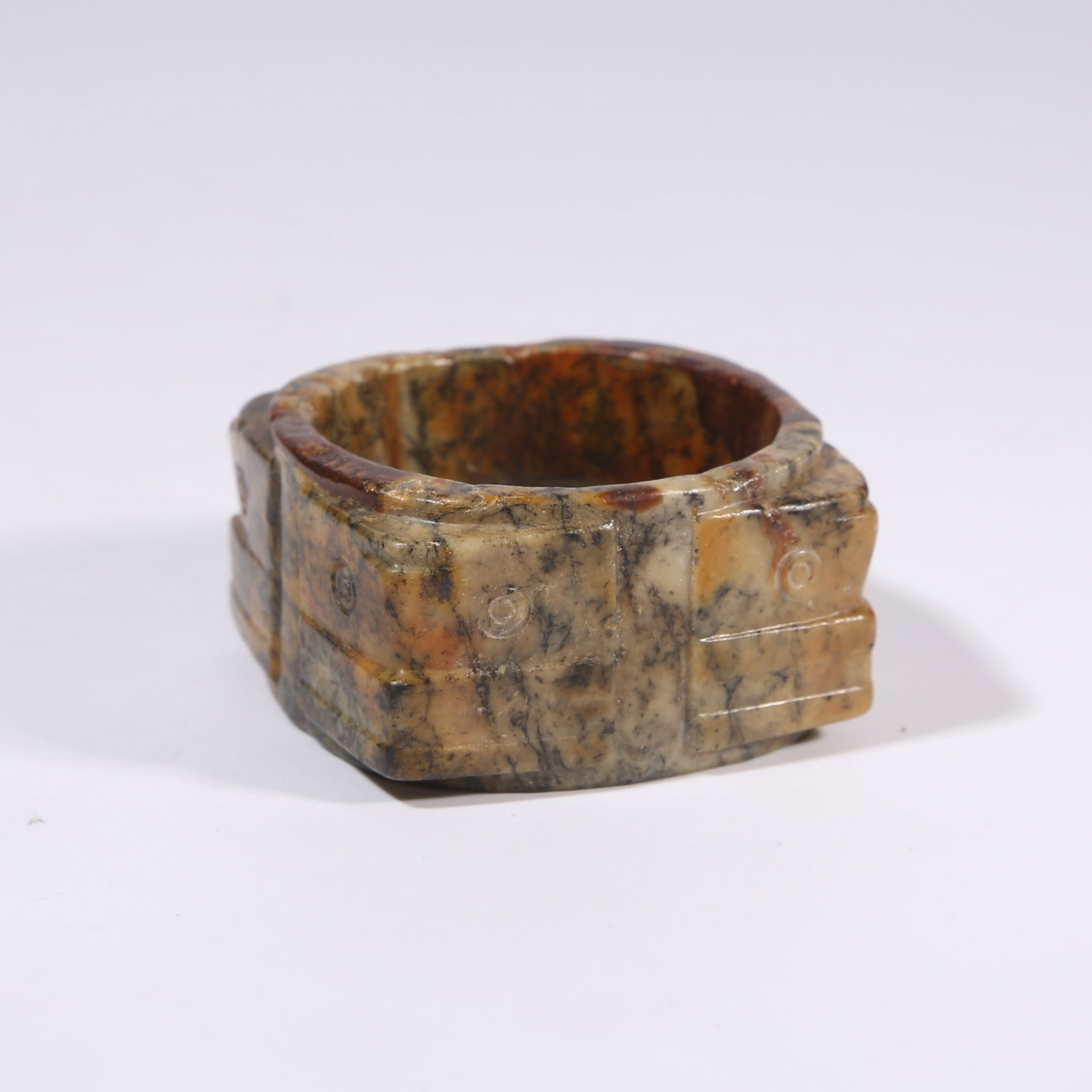 A HIGH-ANTIQUITY JADE CONG (1 of 9)