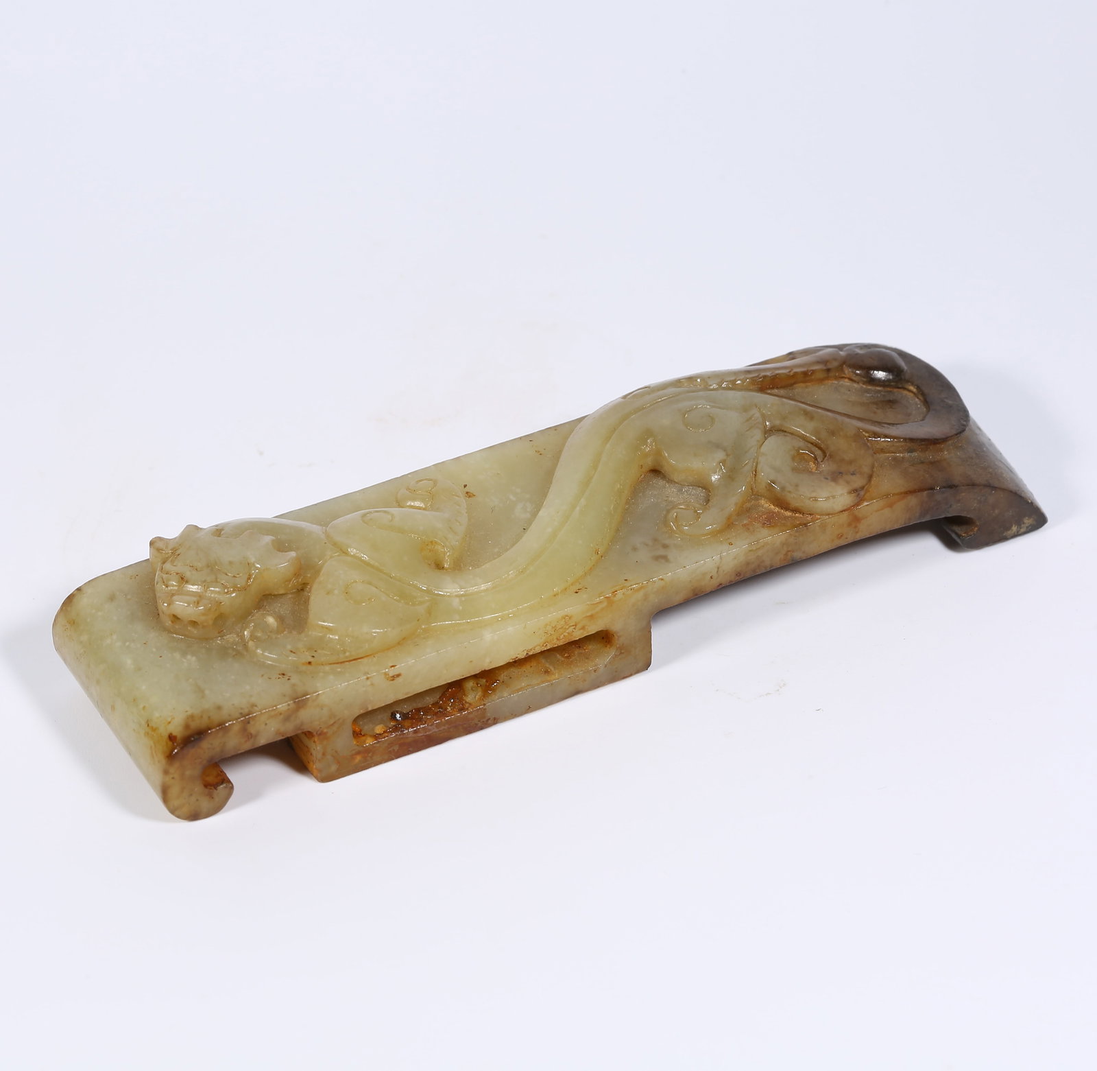 A ANCIENT JADE SWORD FITTING WITH CHI-DRAGON MOTIF (1 of 8)