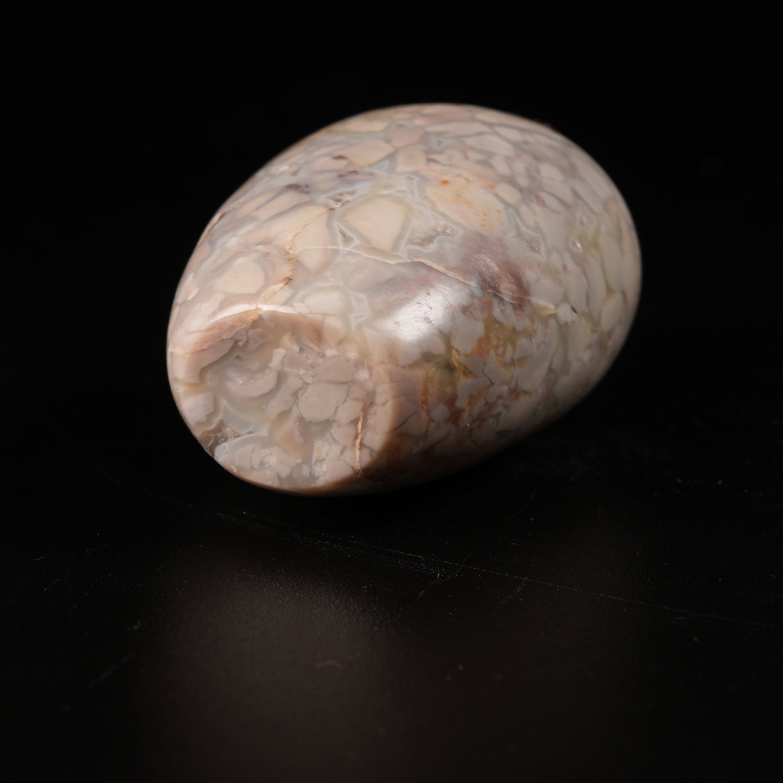 A "PATCH STONE" SNUFF BOTTLE - 9