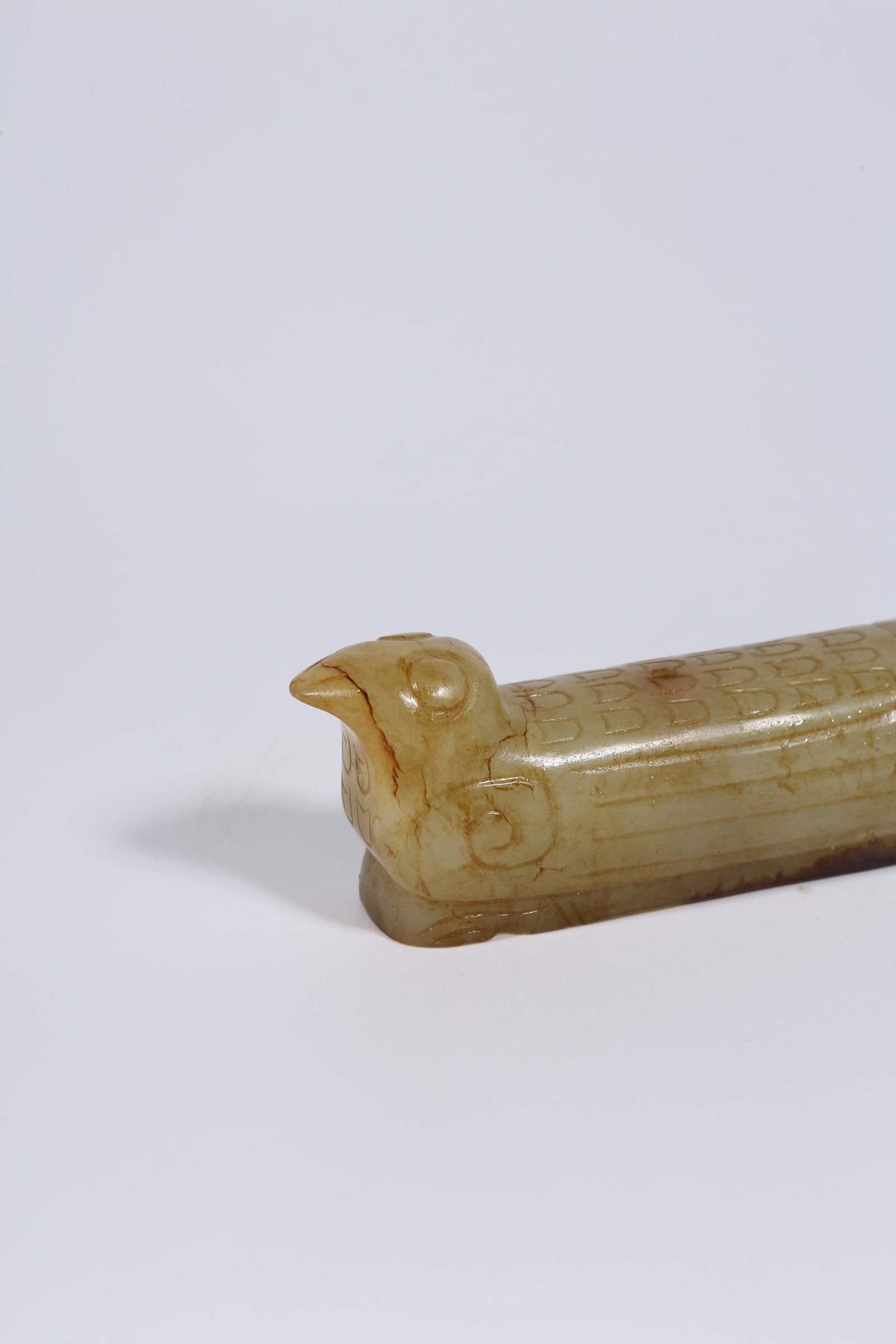 A ANCIENT JADE DOVE-SHAPED PENDANT - 2