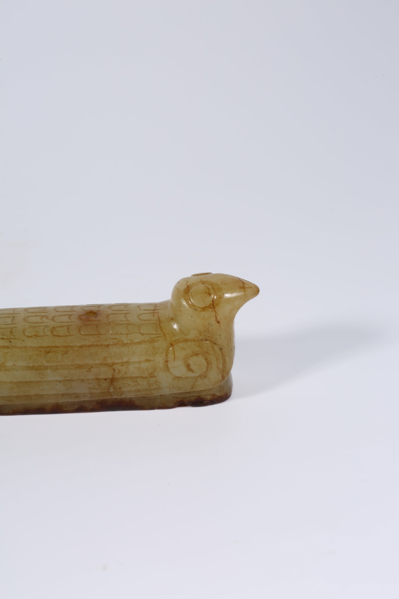 A ANCIENT JADE DOVE-SHAPED PENDANT - 7
