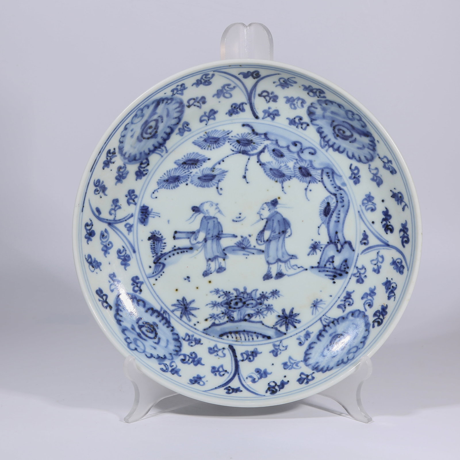 A BLUE-AND-WHITE PLATE WITH "SCHOLAR BENEATH PINE TREES" SCENE (1 of 8)