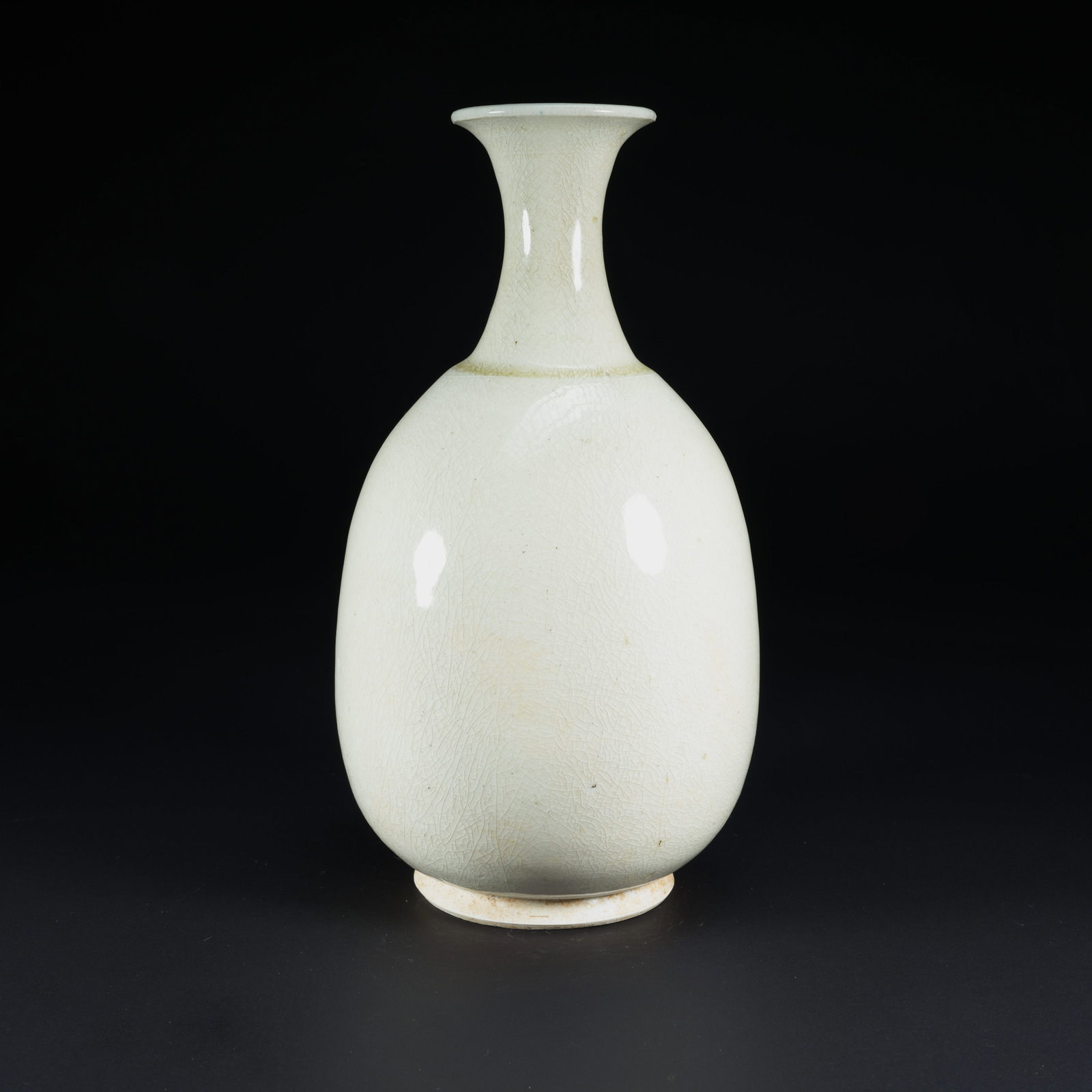 A WHITE-GLAZED FLARED-MOUTH "YU HU CHUN" BOTTLE: White-Glazed Flared-Mouth "Yu Hu Chun" Bottle