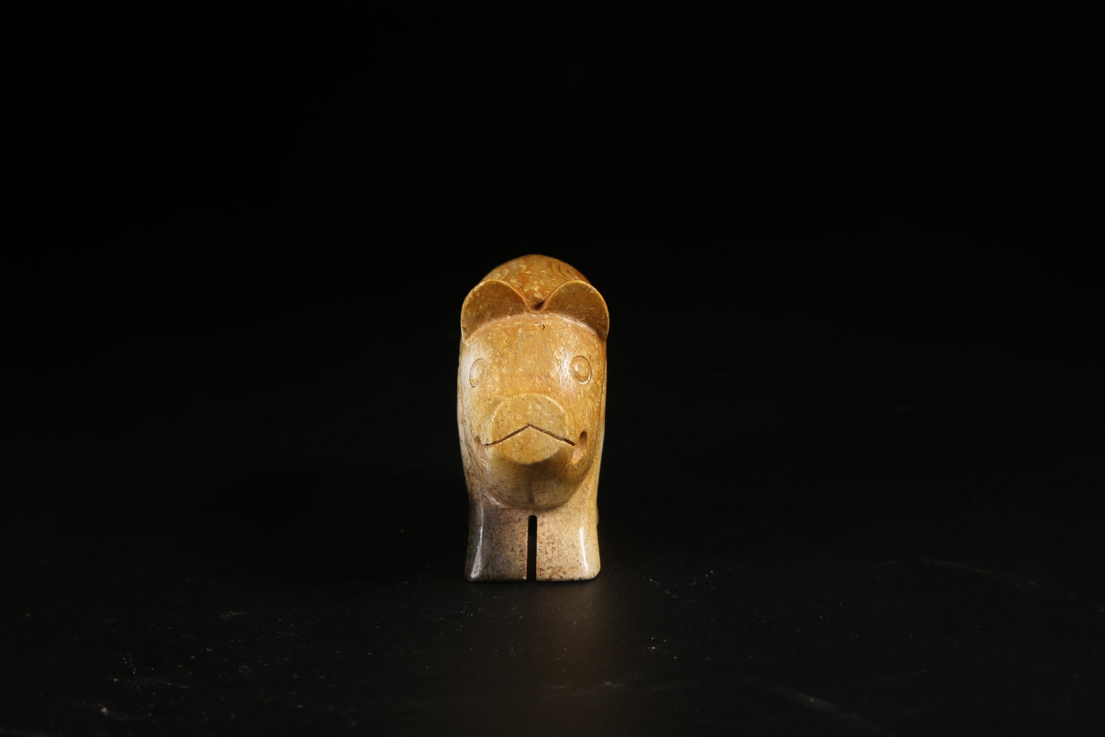 A ANCIENT JADE PIG - 2