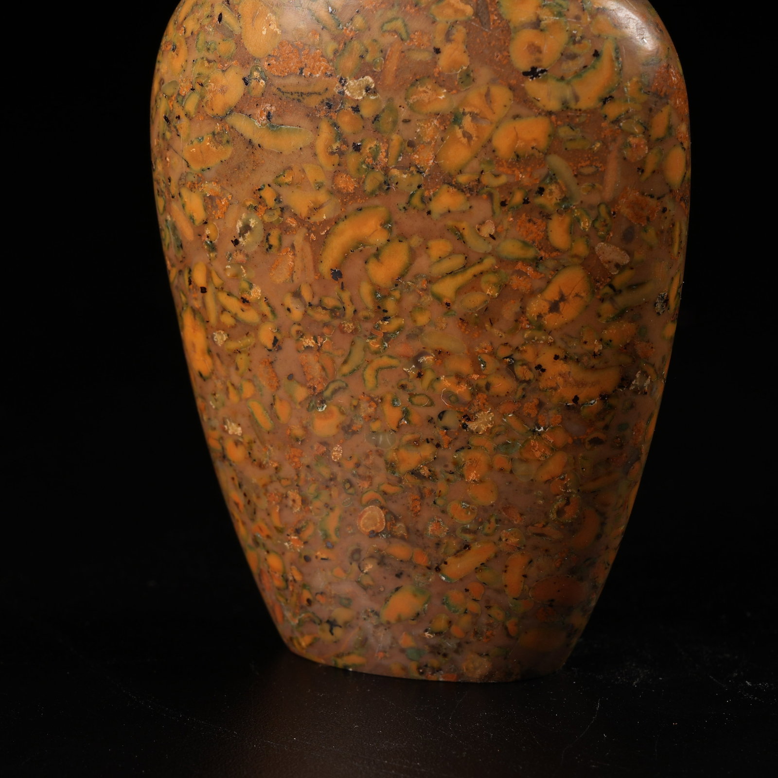 A STONE SNUFF BOTTLE - 3
