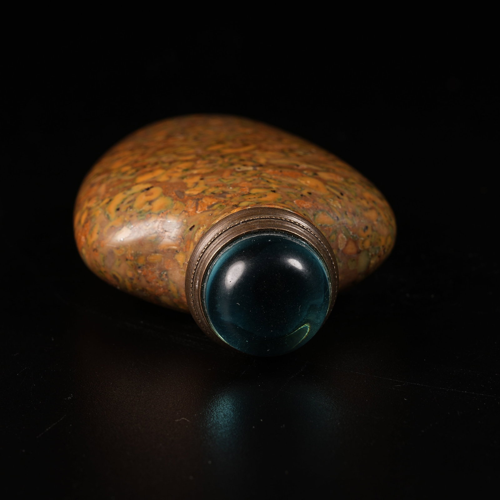 A STONE SNUFF BOTTLE - 8