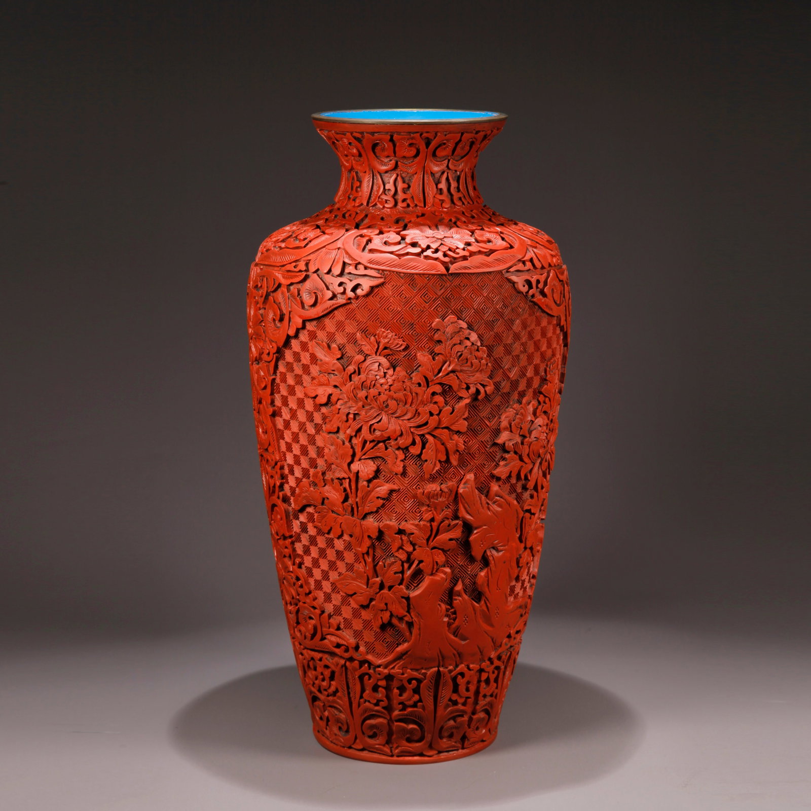 A CARVED RED LACQUER APPRECIATION VASE WITH FLOWER AND BIRD PATTERN (1 of 10)