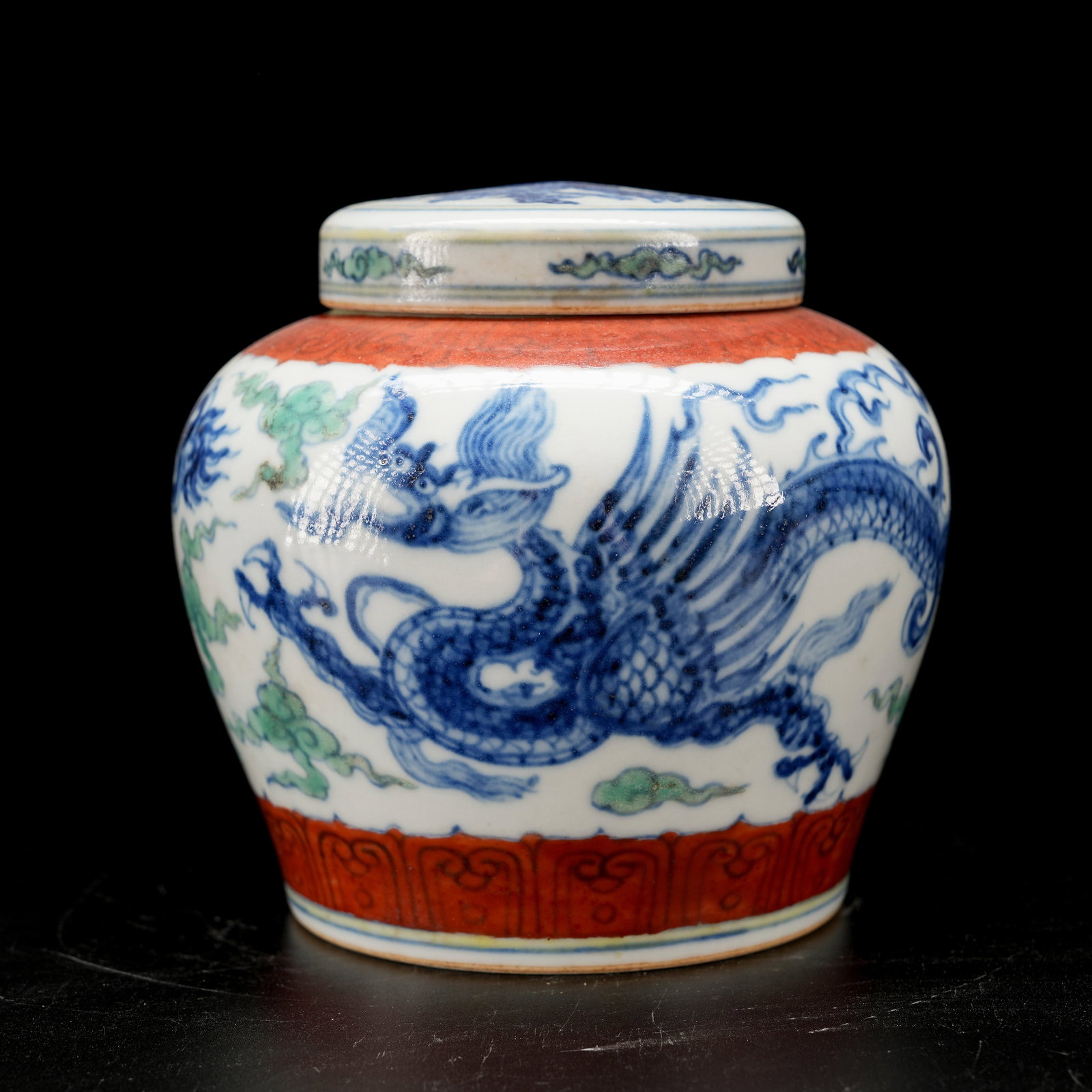 A DOUCAI "HEAVEN" JAR WITH CLOUD AND DRAGON PATTERN (1 of 9)
