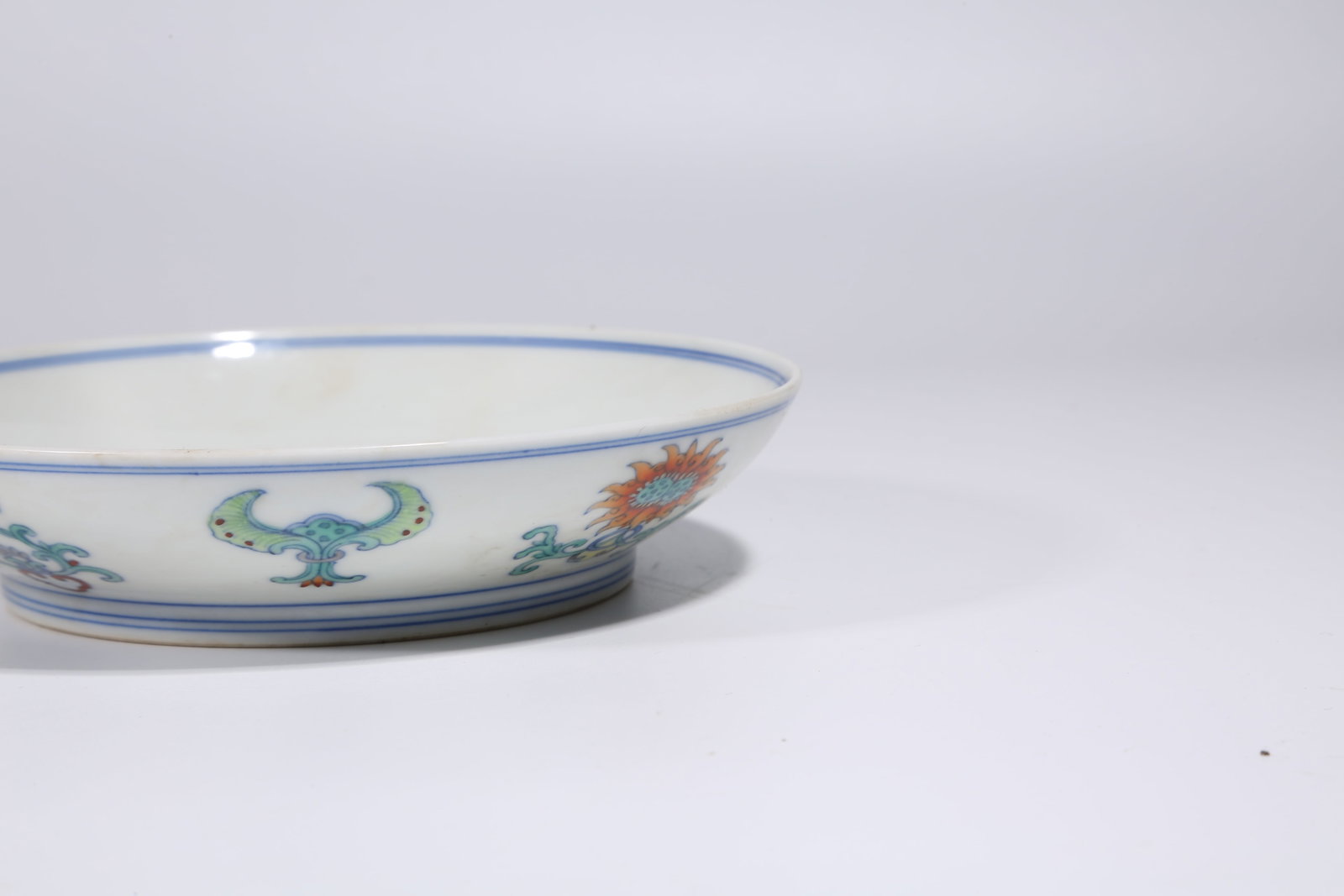 A SET OF DOUCAI INTERLOCKING PATTERN PLATES - 2