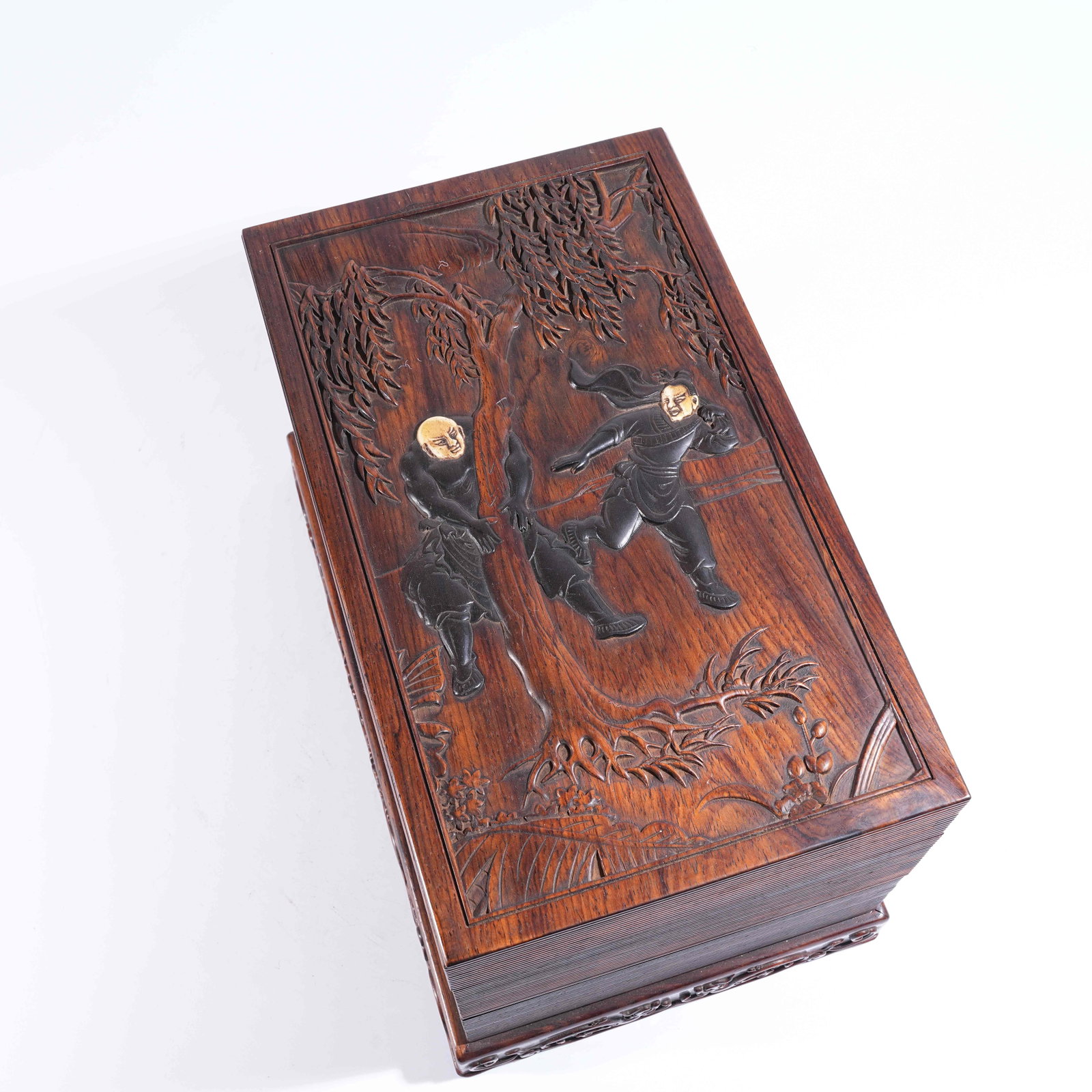 A HUANGHUALI COVERED BOX INLAID WITH ZITAN, DECORATED WITH FIGURAL MOTIFS (1 of 10)
