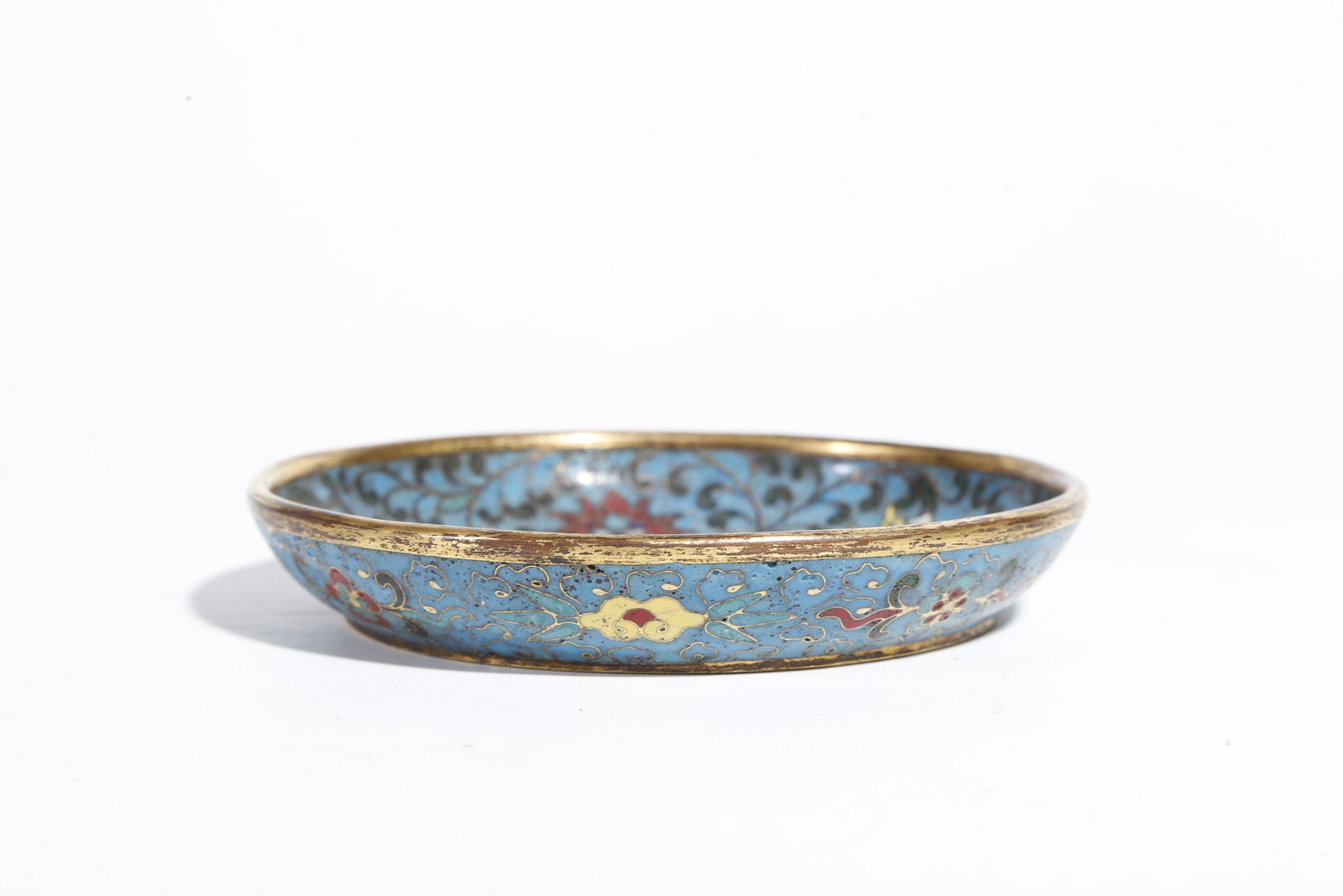 A CLOISONNÉ WASHER WITH INTERLOCKING FLORAL PATTERN - 6