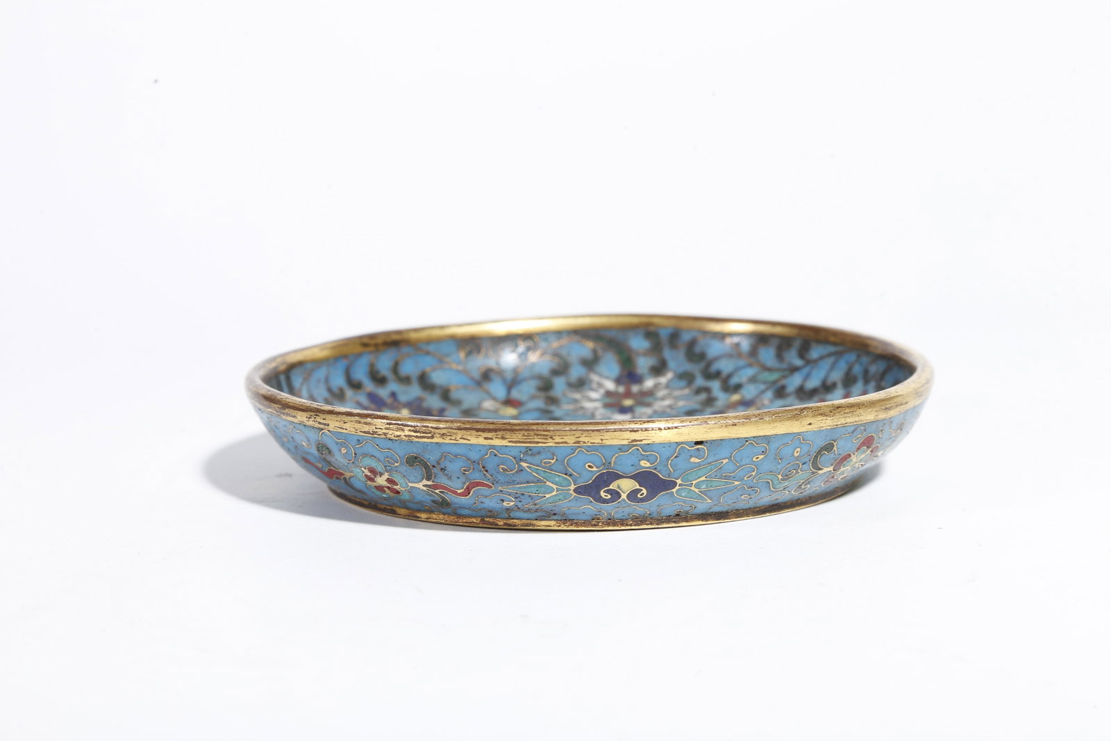 A CLOISONNÉ WASHER WITH INTERLOCKING FLORAL PATTERN - 7