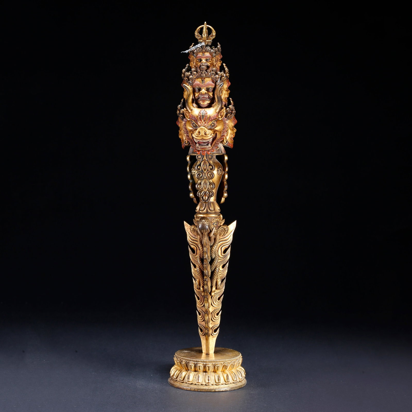 A GILT BRONZE RITUAL IMPLEMENT (1 of 10)