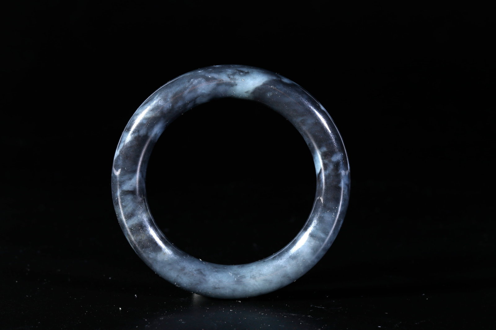 A HETIAN JADE CARVED BANGLE - 10