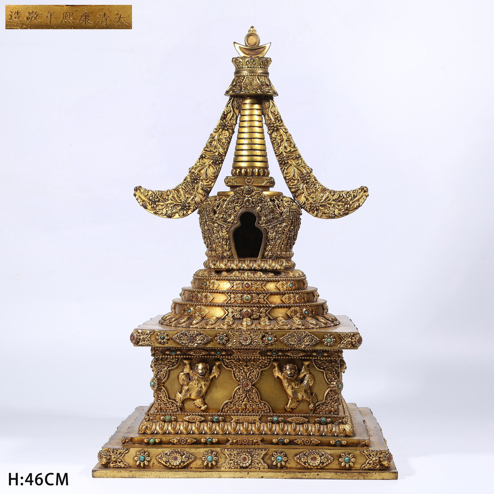 A GILT BRONZE STUPA (1 of 9)