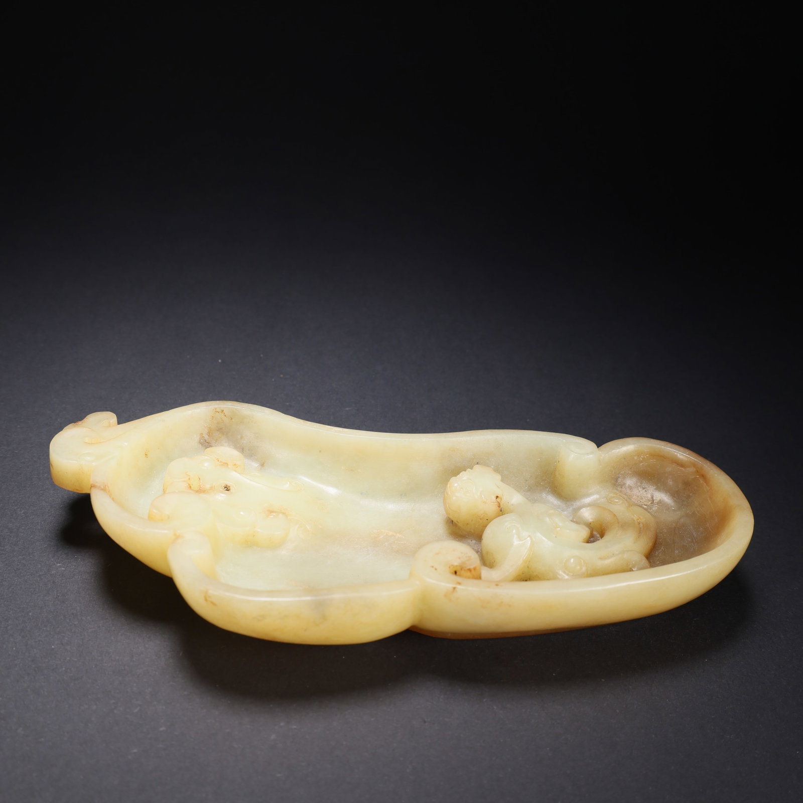 A TIANHUANG JADE CHI-DRAGON BRUSH WASHER (1 of 9)