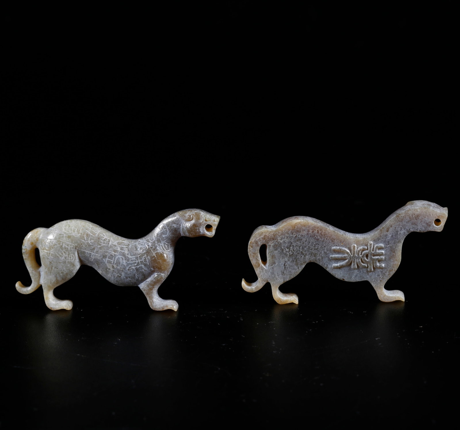 A HOTAN JADE CARVED TIGER TALLY (1 of 9)