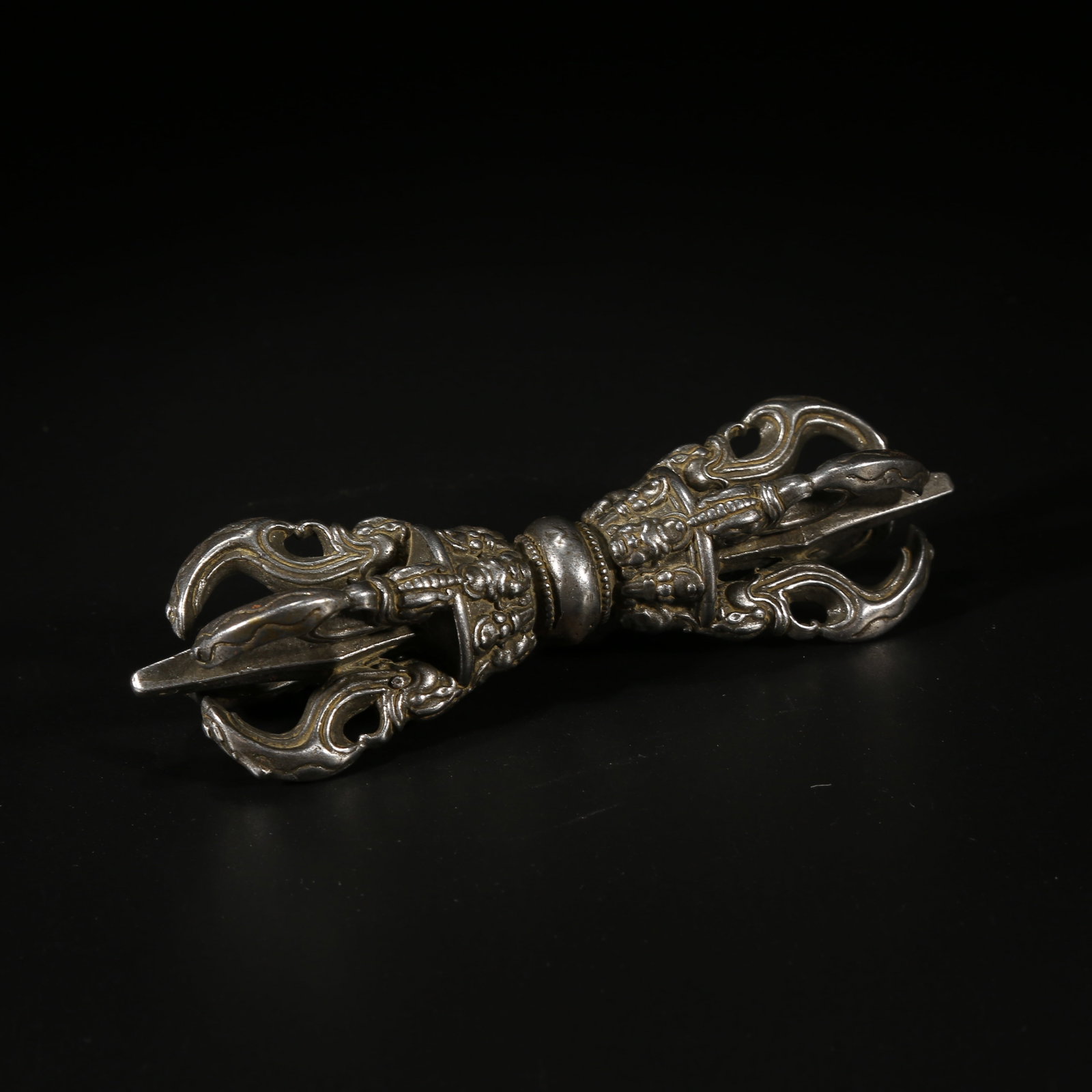 A IRON FIVE-PRONGED VAJRA MALLET RITUAL OBJECT (1 of 8)
