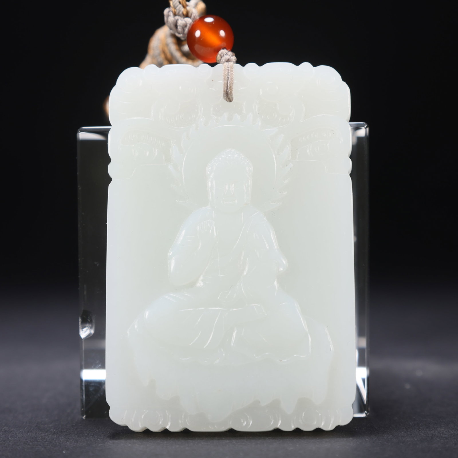 A HETIAN JADE GUANYIN PLAQUE WITH POETRY (ZIGANG PLAQUE) (1 of 9)