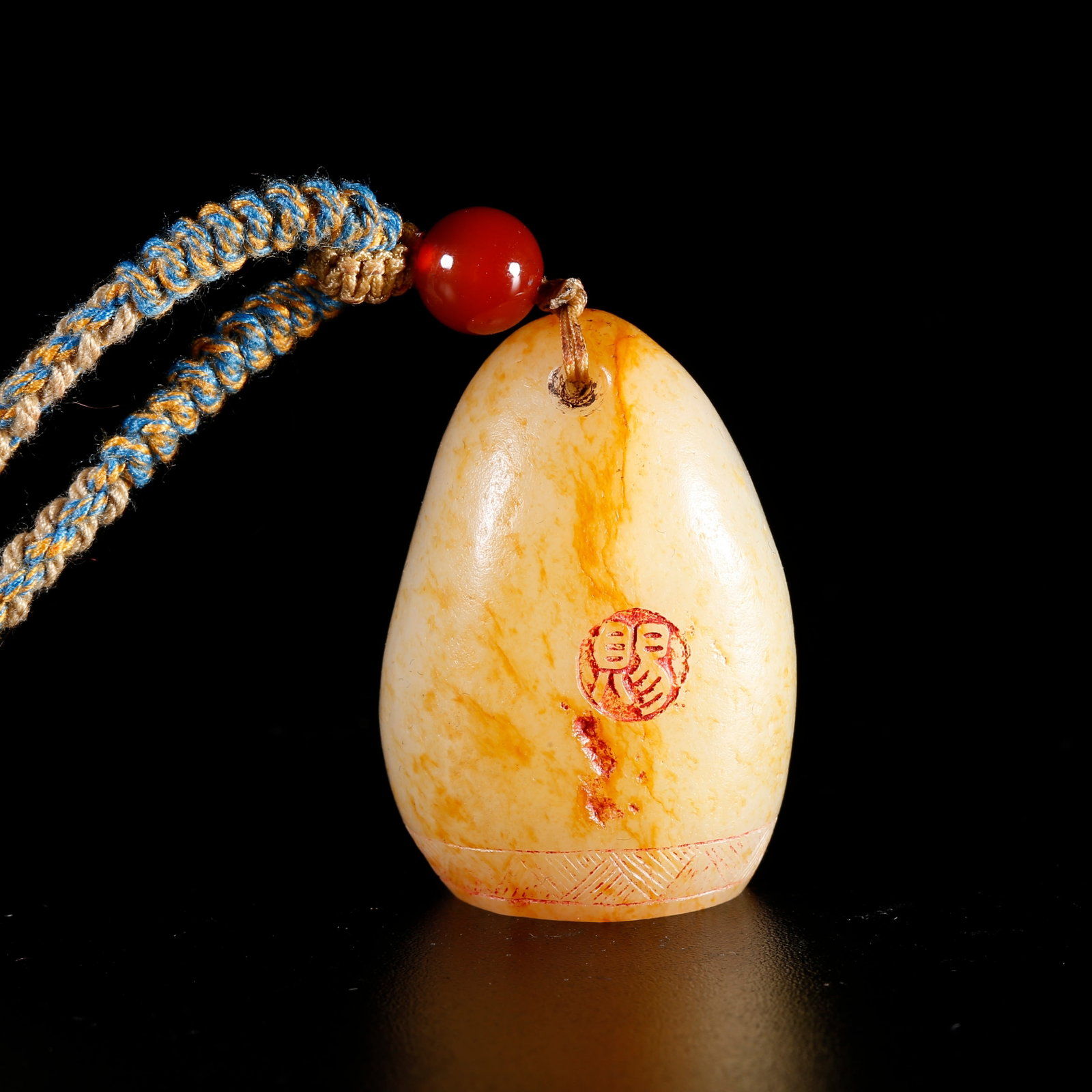 A HETIAN JADE CARVED SEAL WITH POETIC INSCRIPTION (1 of 9)