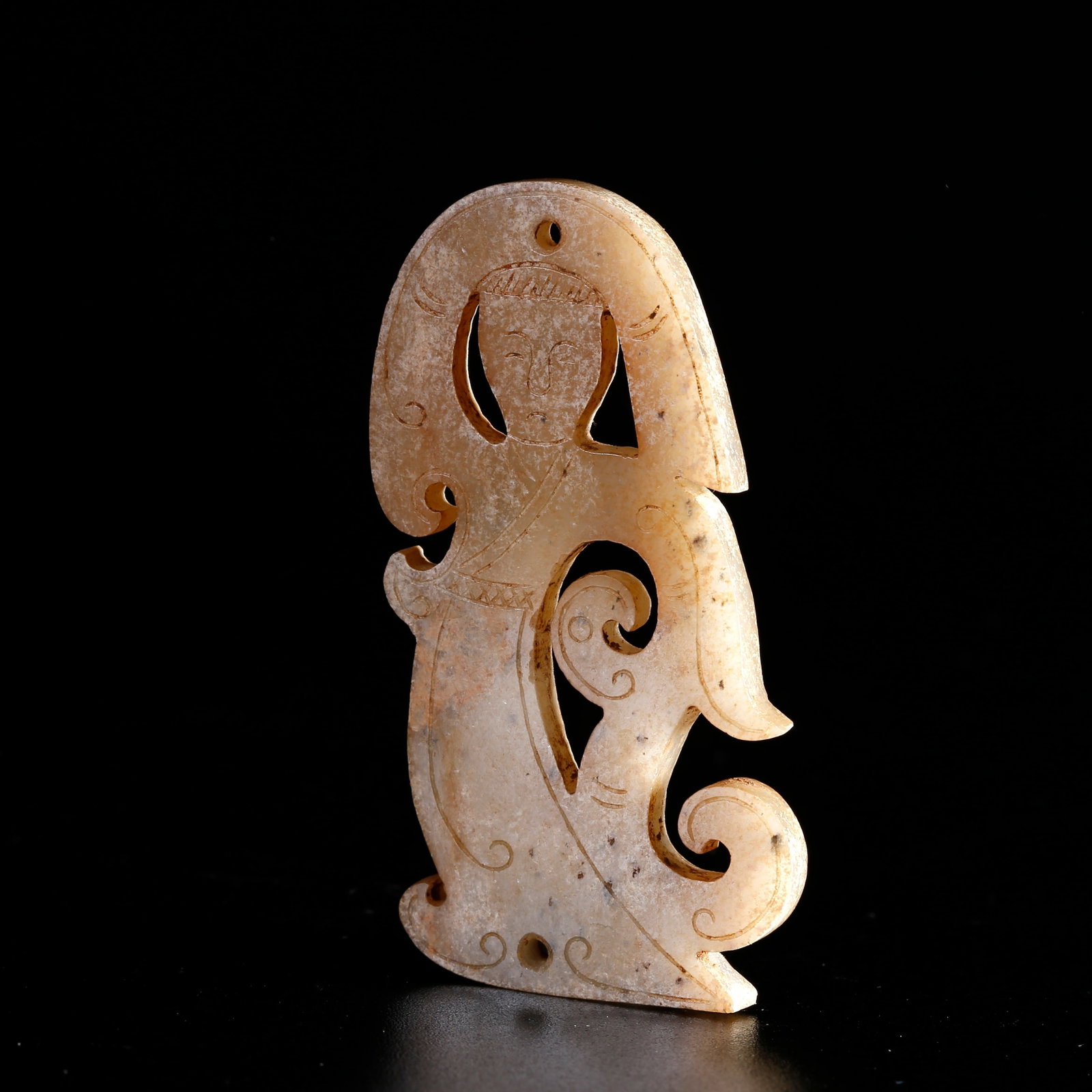 A ARCHAIC JADE CARVED PENDANT ORNAMENT: Archaic jade carved pendant ornament