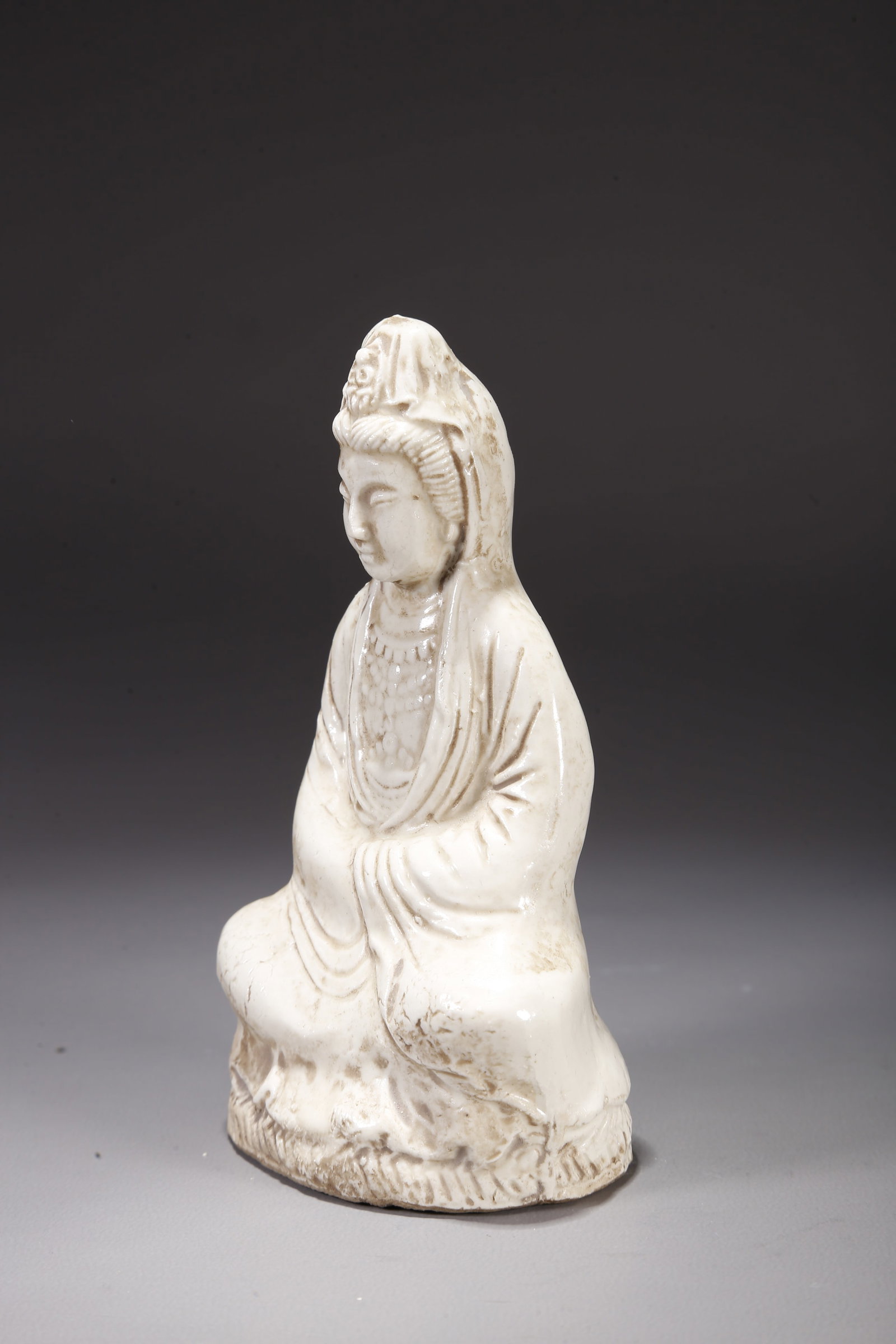 A DING WARE GUANYIN STATUE - 5