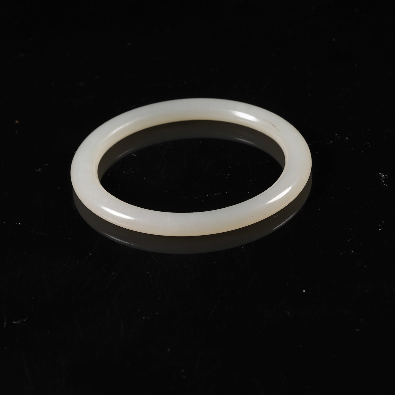A HETIAN WHITE JADE RING - 3