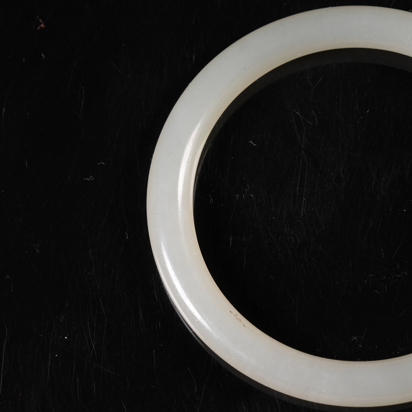 A HETIAN WHITE JADE RING - 5