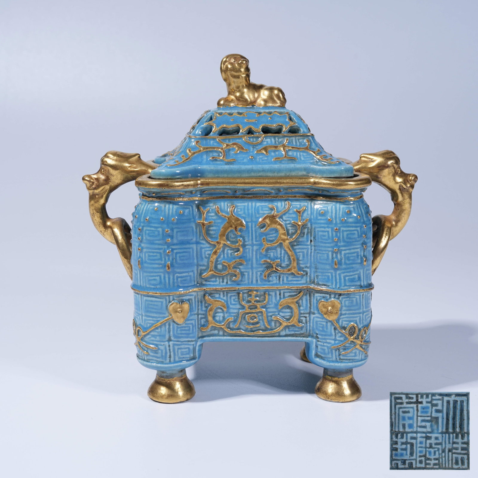 A ANCIENT BRONZE COLOR DRAGON-EAR CENSER (1 of 9)