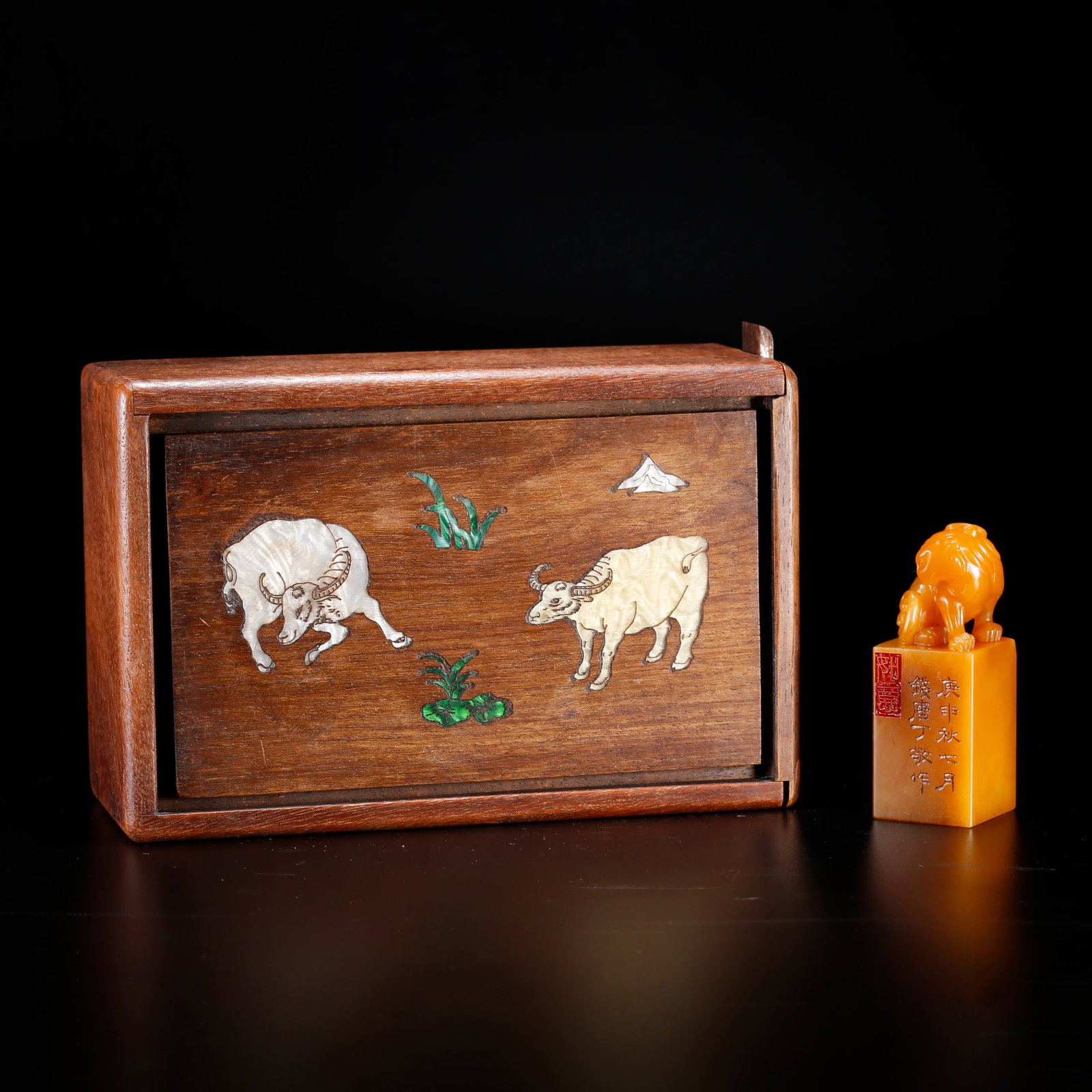 A SEAL WITH BEAST KNOB CARVED FROM SHOUSHAN TIANHUANG STONE (1 of 10)